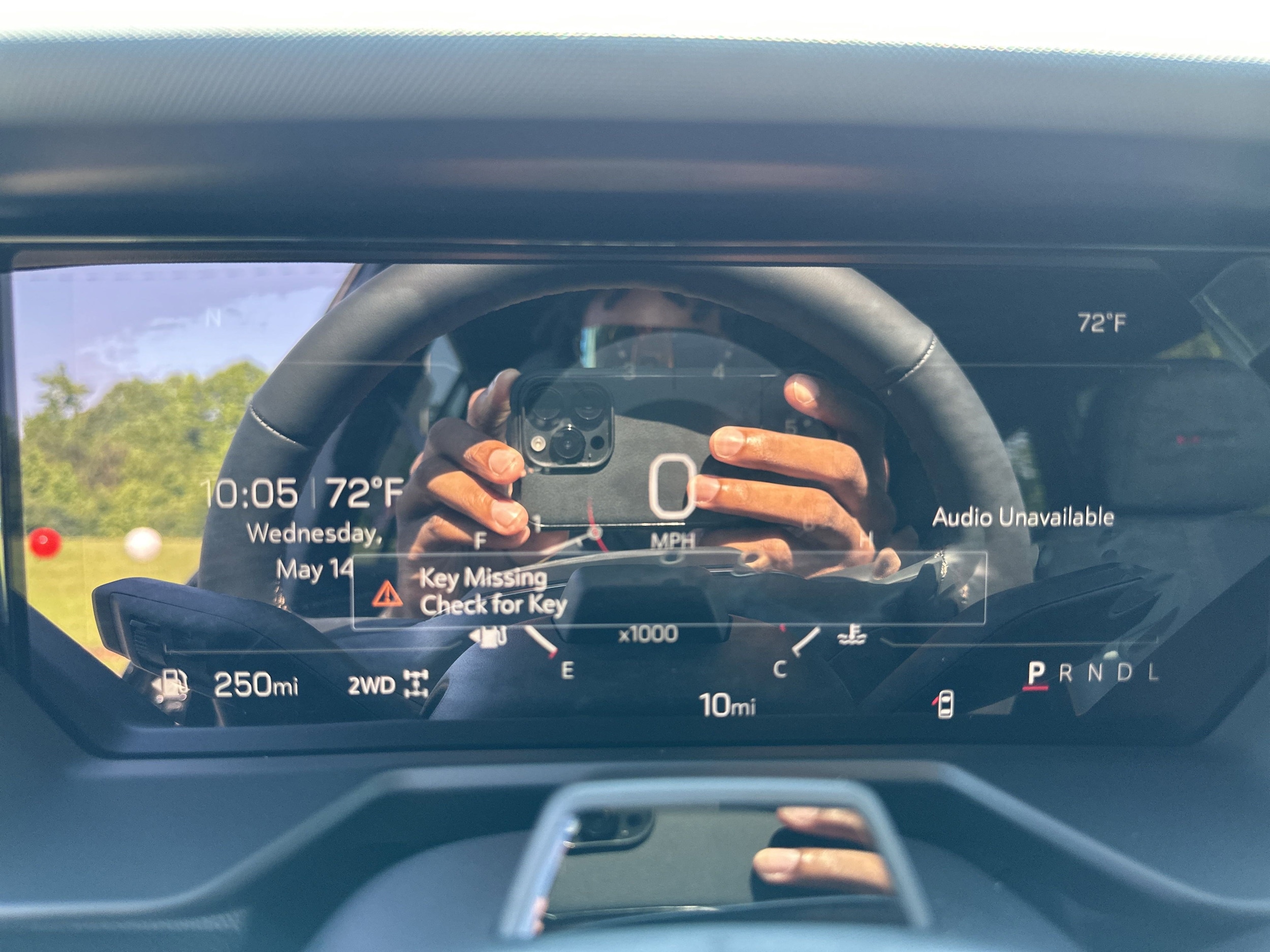 2025 GMC Acadia AT4 - Photo 28