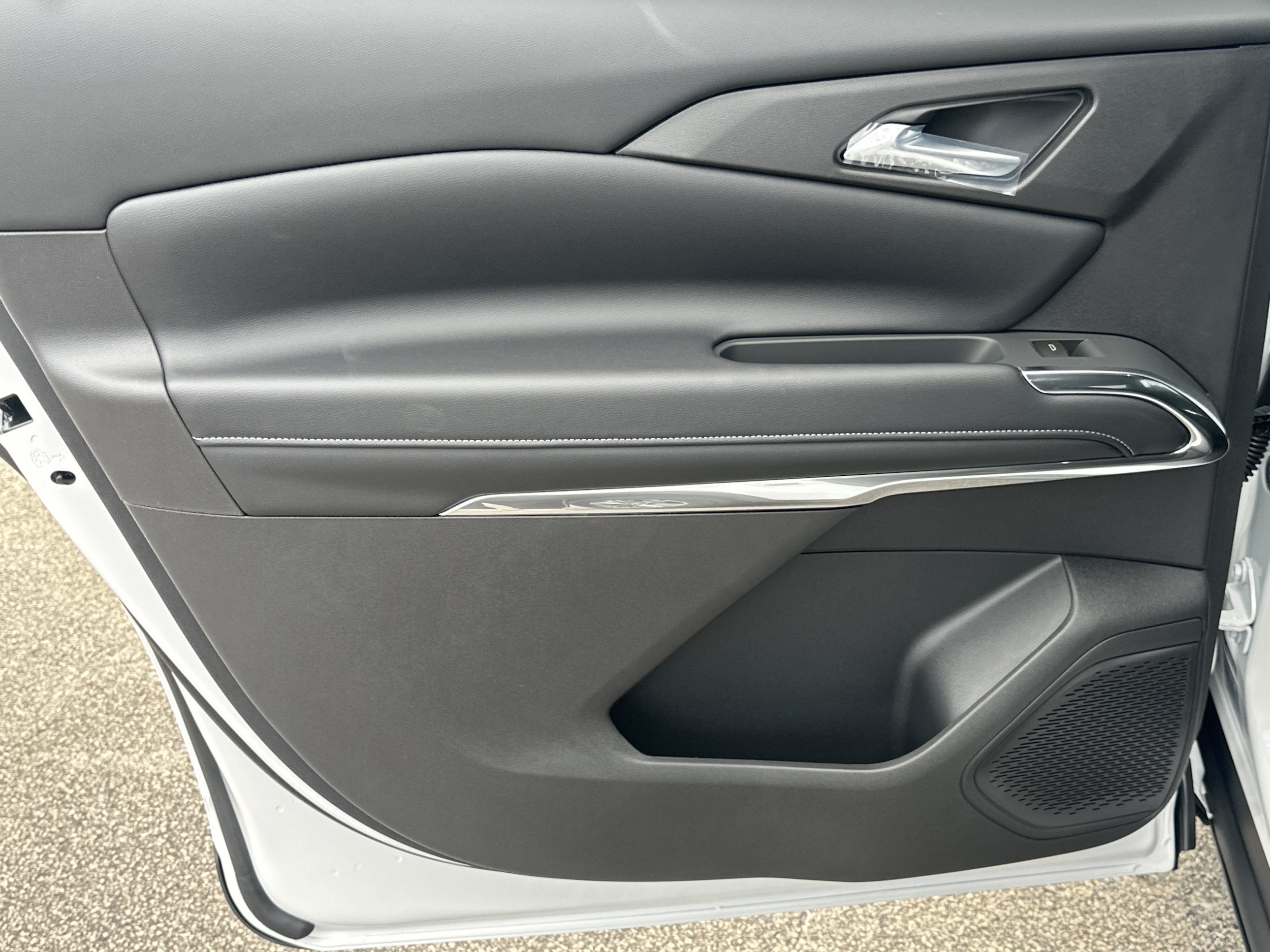 2026 Chevrolet Traverse LT - Photo 21