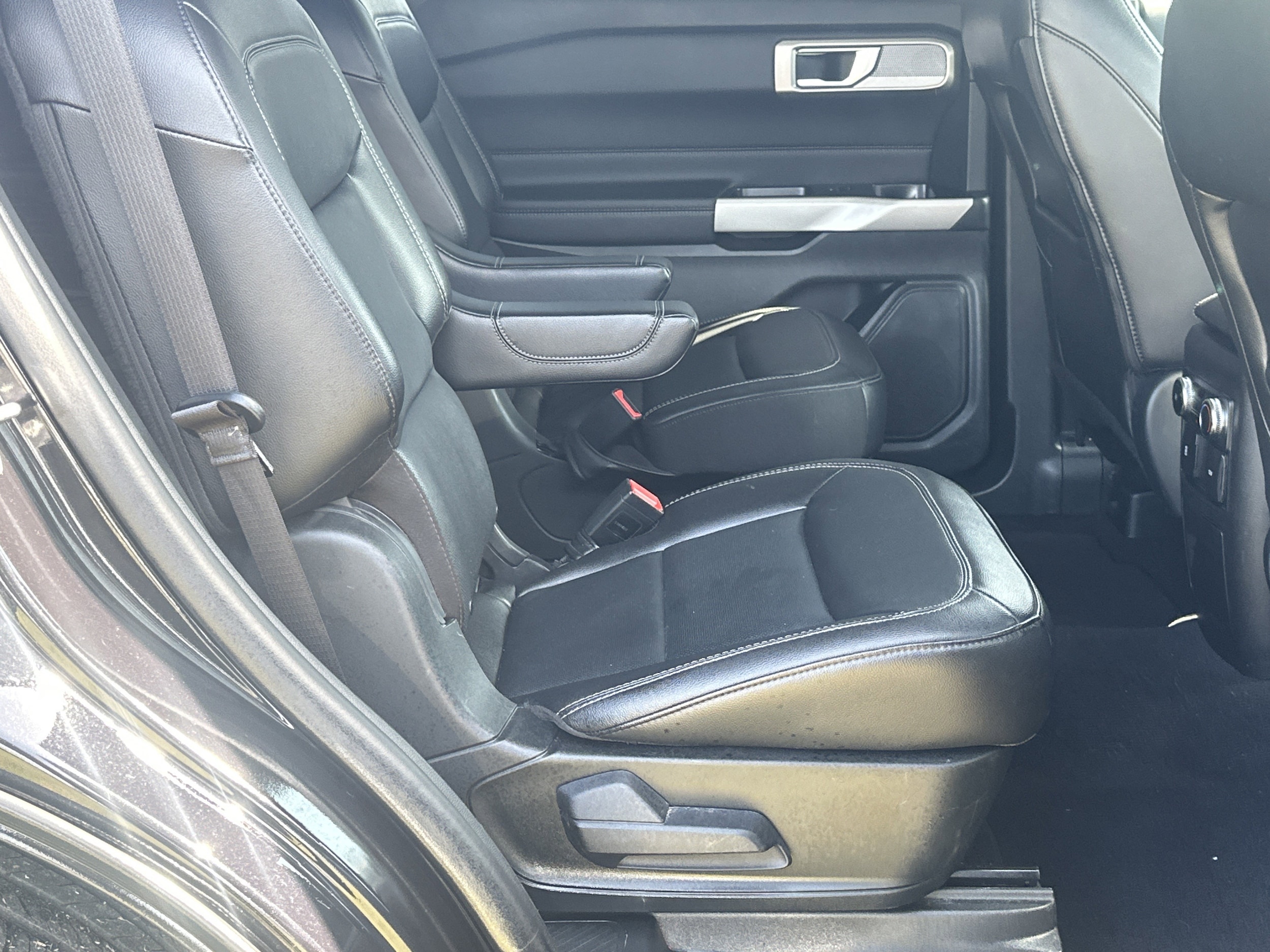 2024 Ford Explorer Limited - Photo 15