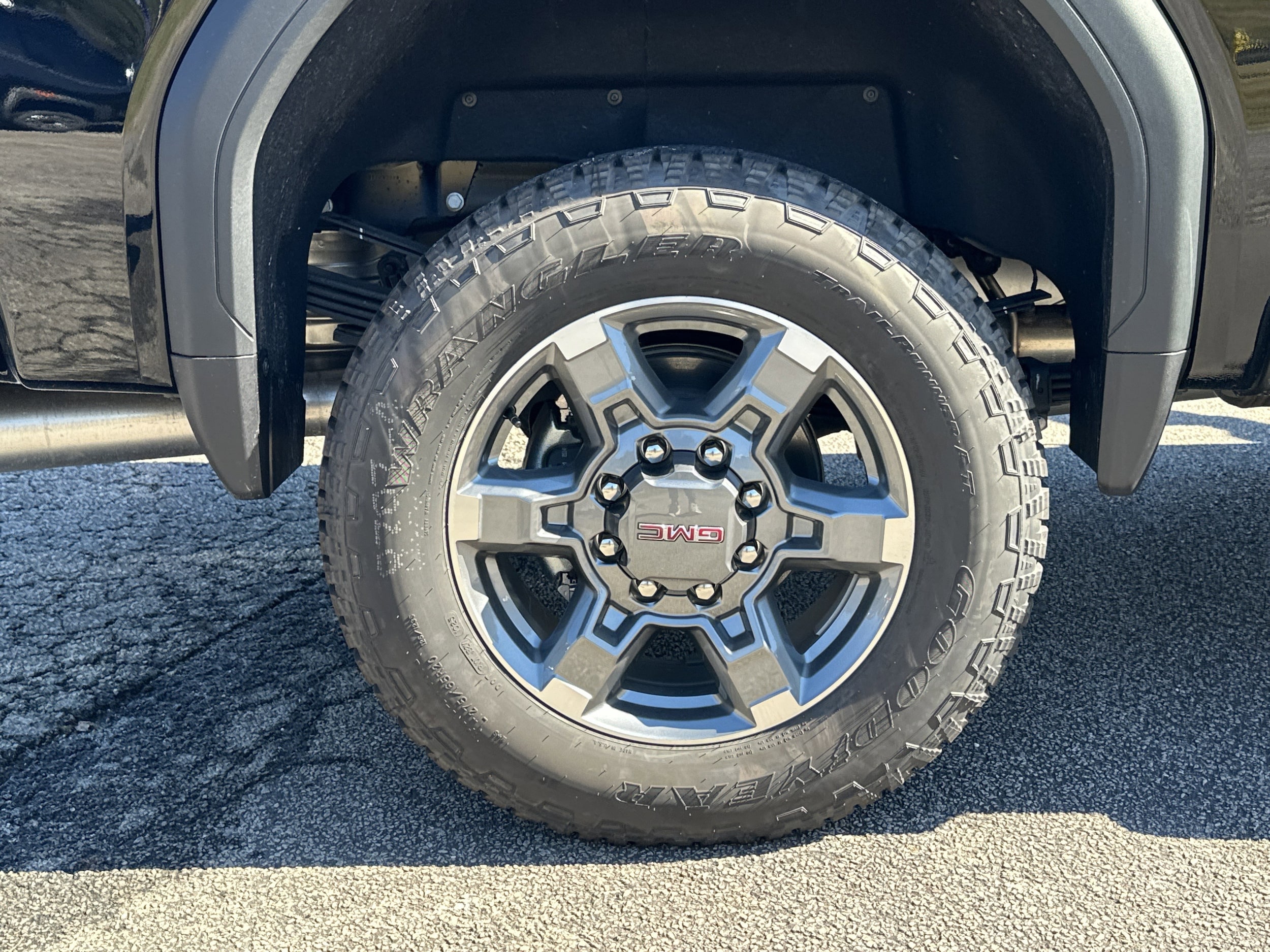 2025 GMC Sierra 2500HD SLT - Photo 17