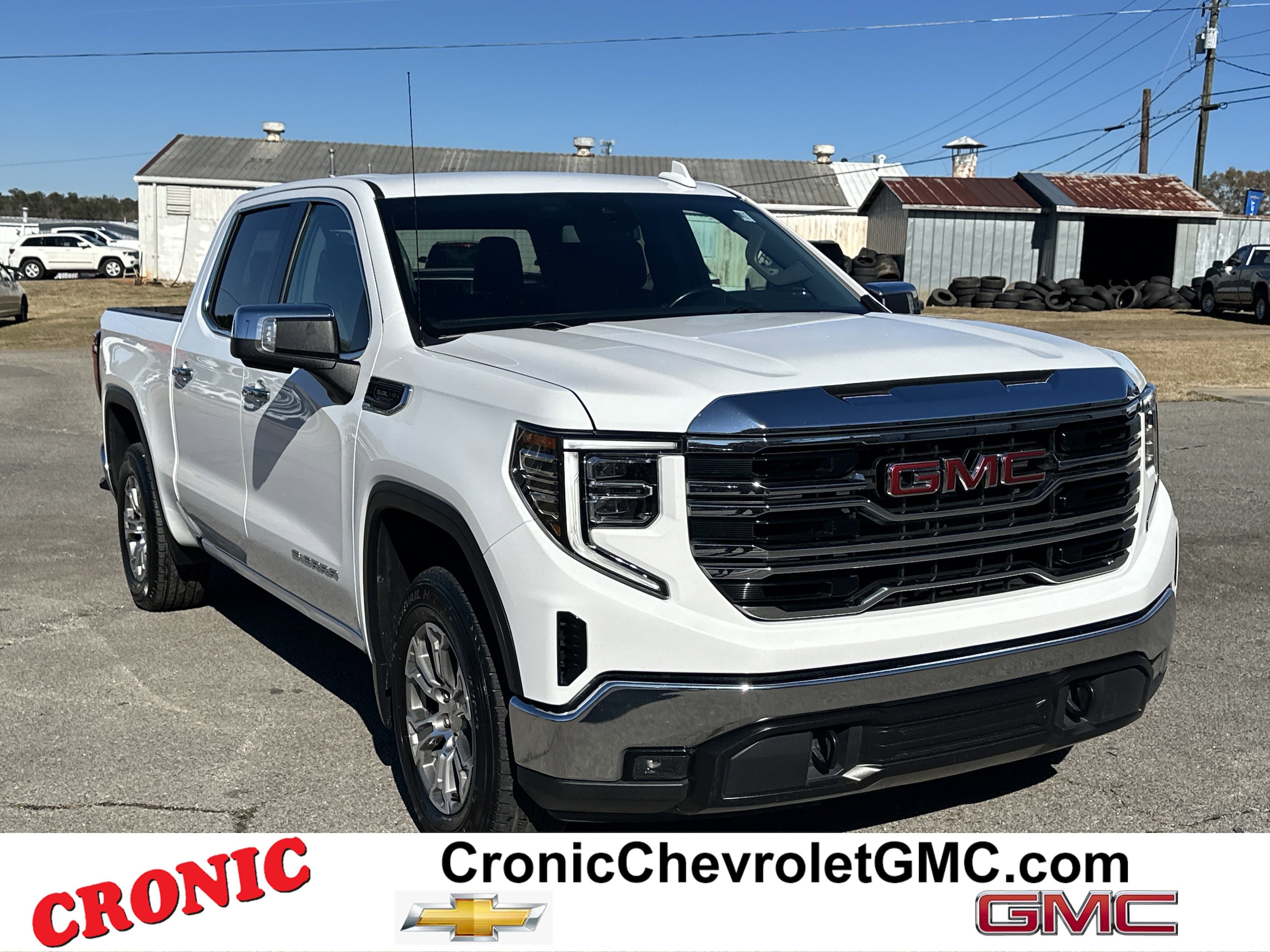 2024 GMC Sierra 1500 SLT's photo