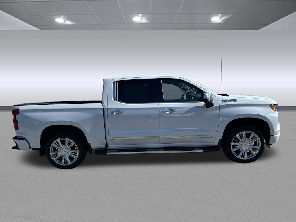 New 2026 Chevrolet Silverado 1500 High Country Truck