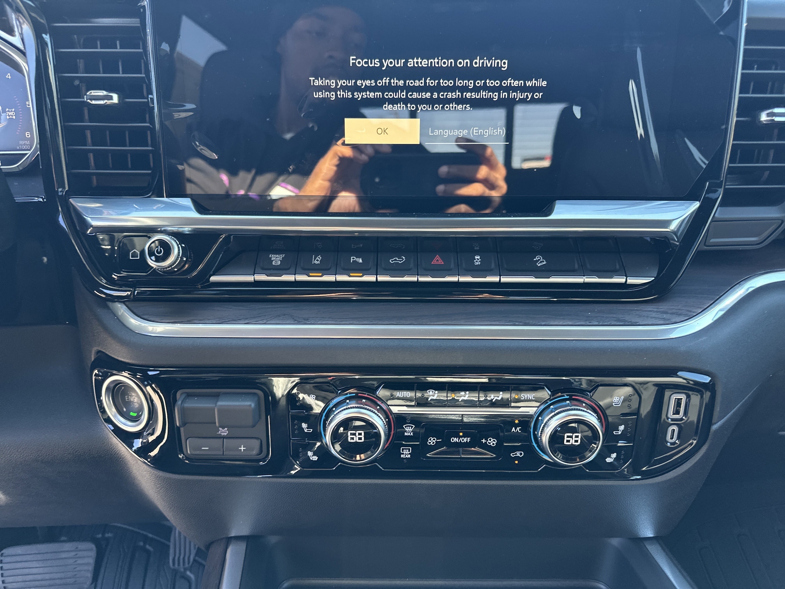 2025 GMC Sierra 2500HD SLT - Photo 29