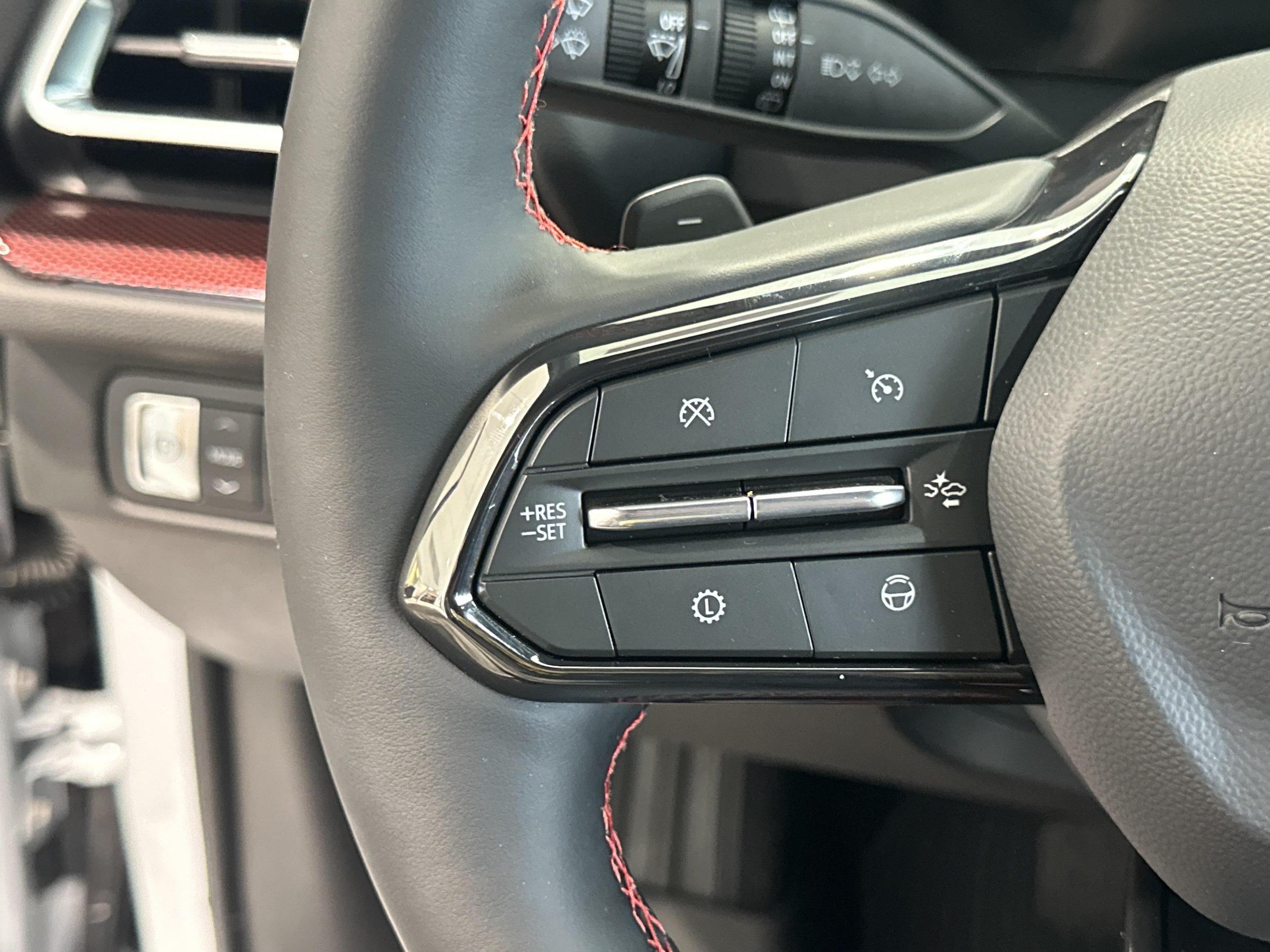 2026 Chevrolet Traverse RS - Photo 26
