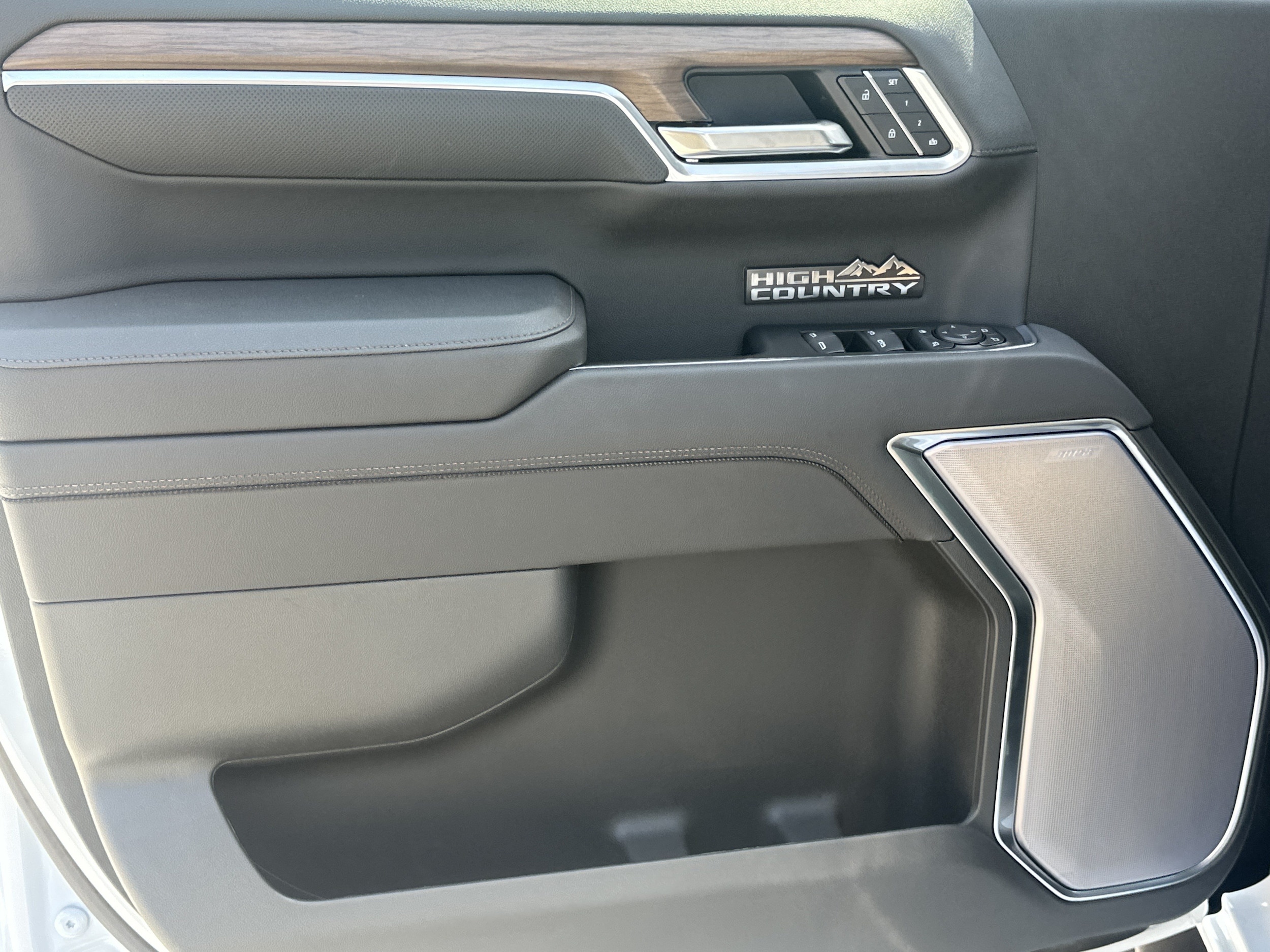 2026 Chevrolet Silverado 1500 High Country - Photo 10