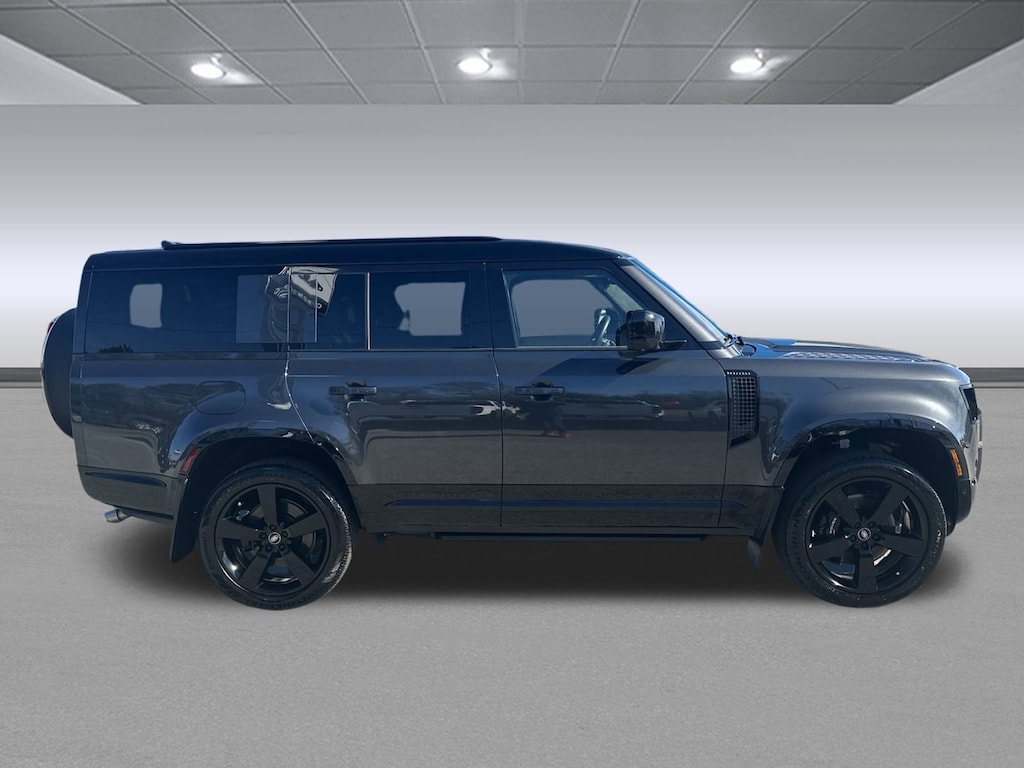 Used 2025 Land Rover Defender V8