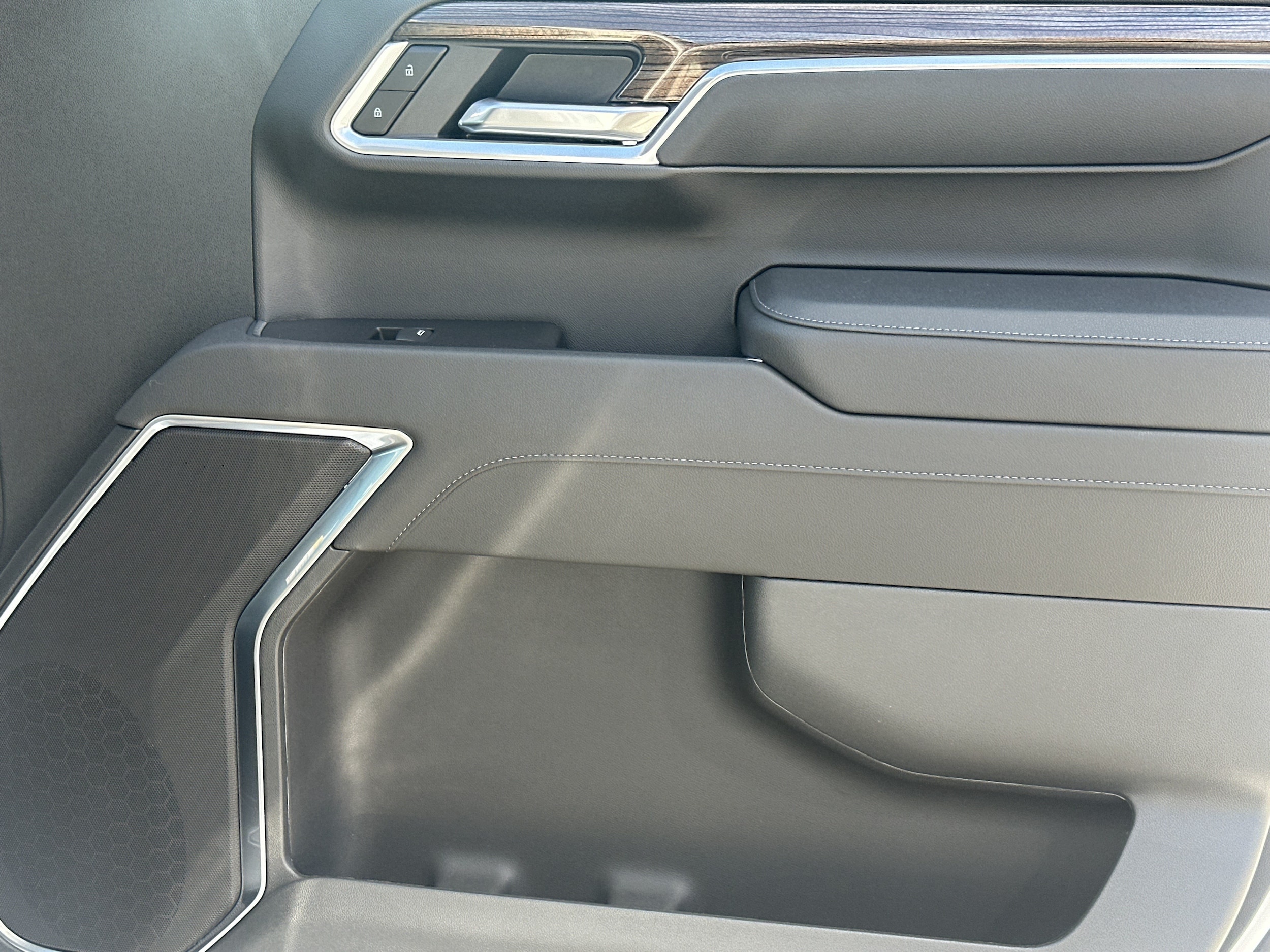 2026 Chevrolet Silverado 1500 RST - Photo 14
