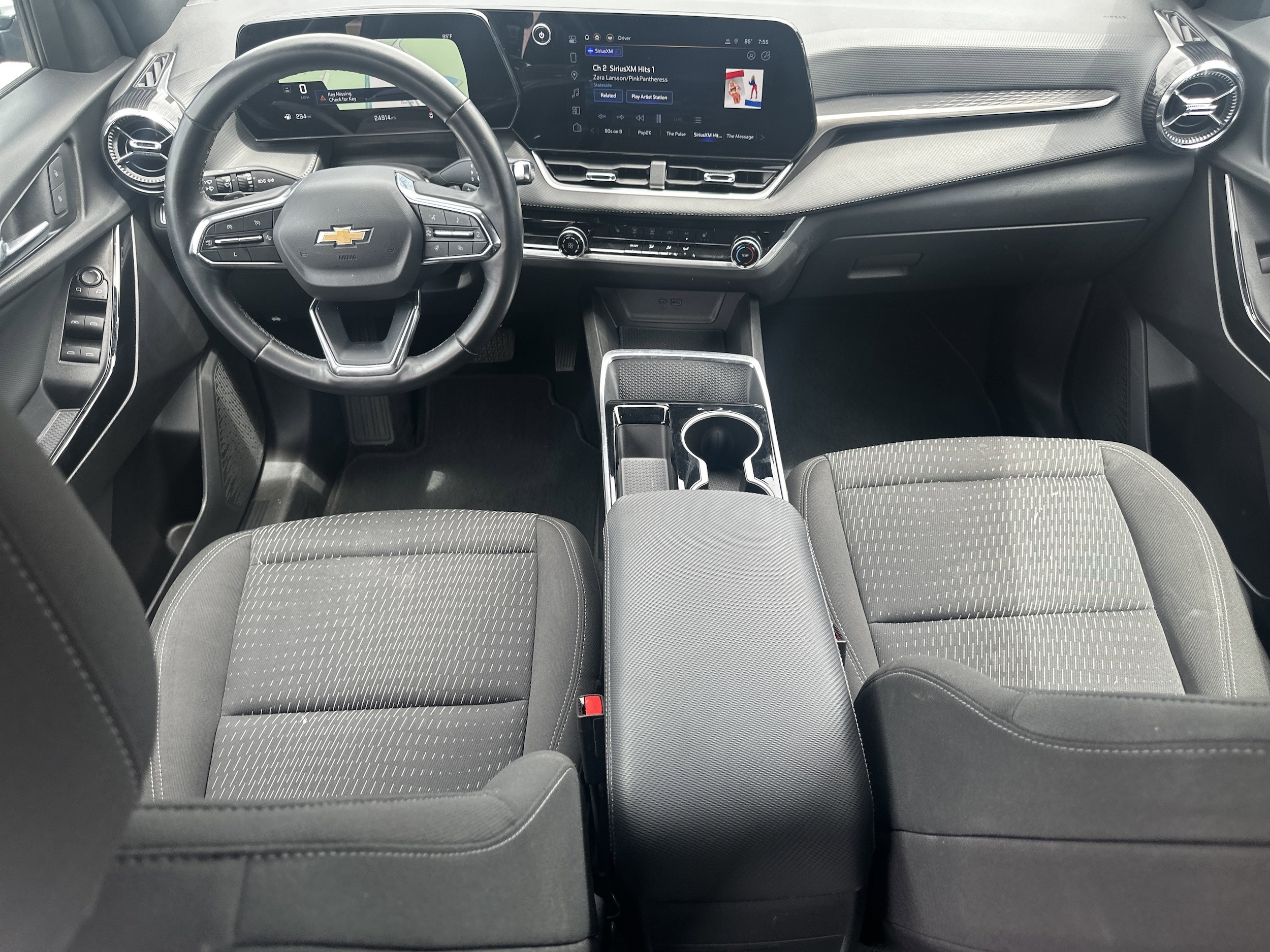 2025 Chevrolet Equinox LT - Photo 22