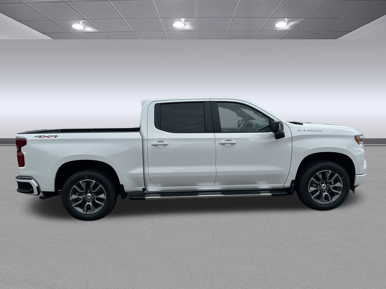 2026 Chevrolet Silverado 1500 RST photo 2