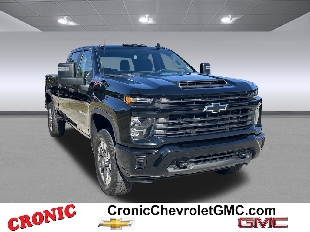 Used 2024 Chevrolet Silverado 2500 HD Custom Truck