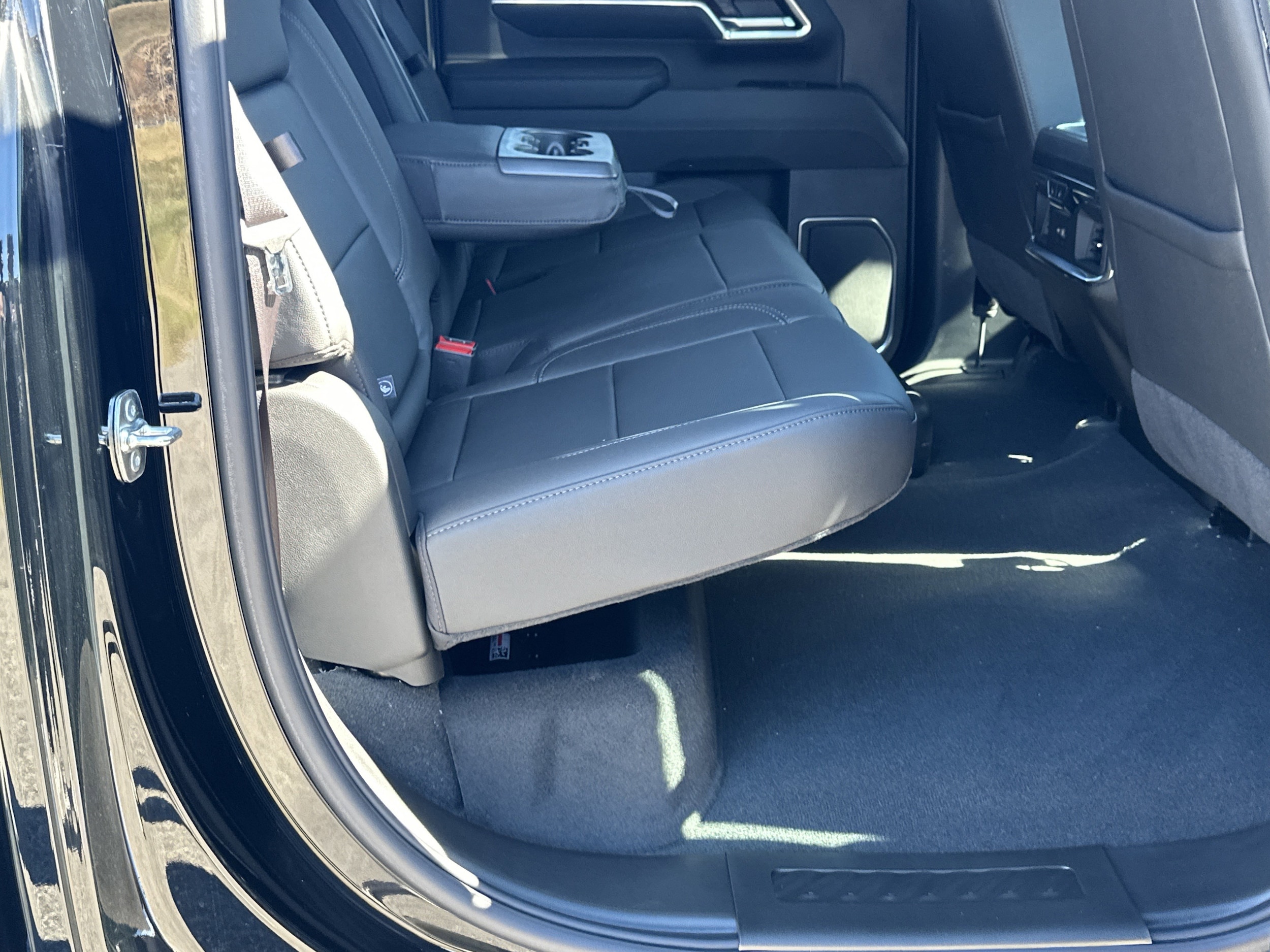 2025 GMC Sierra 2500HD SLT - Photo 15