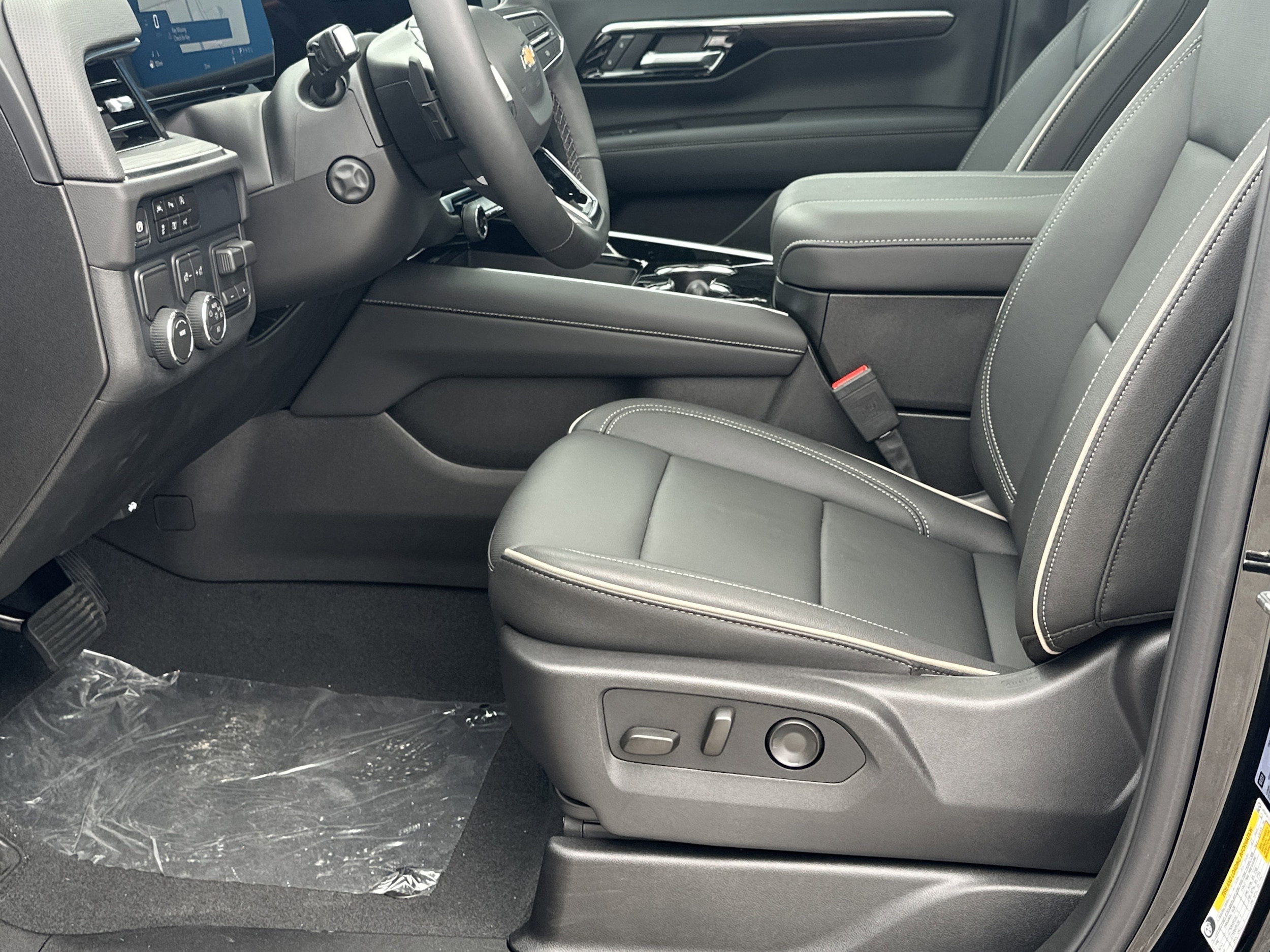 2026 Chevrolet Tahoe Premier - Photo 9
