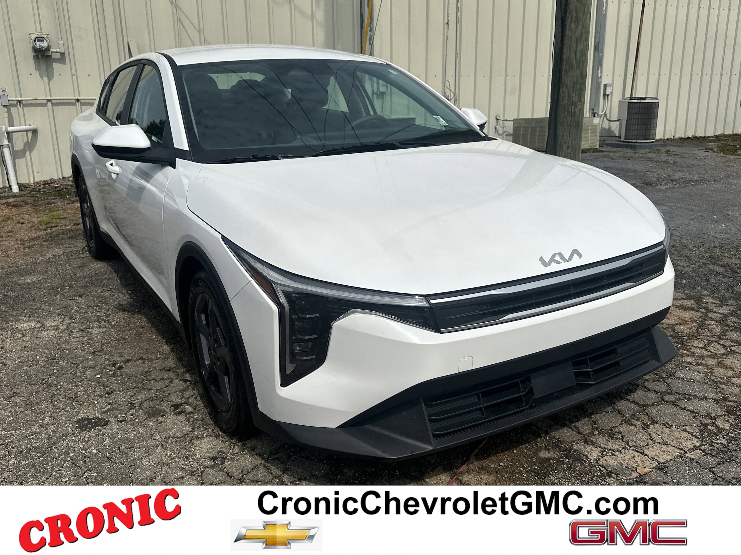 2025 Kia K4 LXS AT's photo