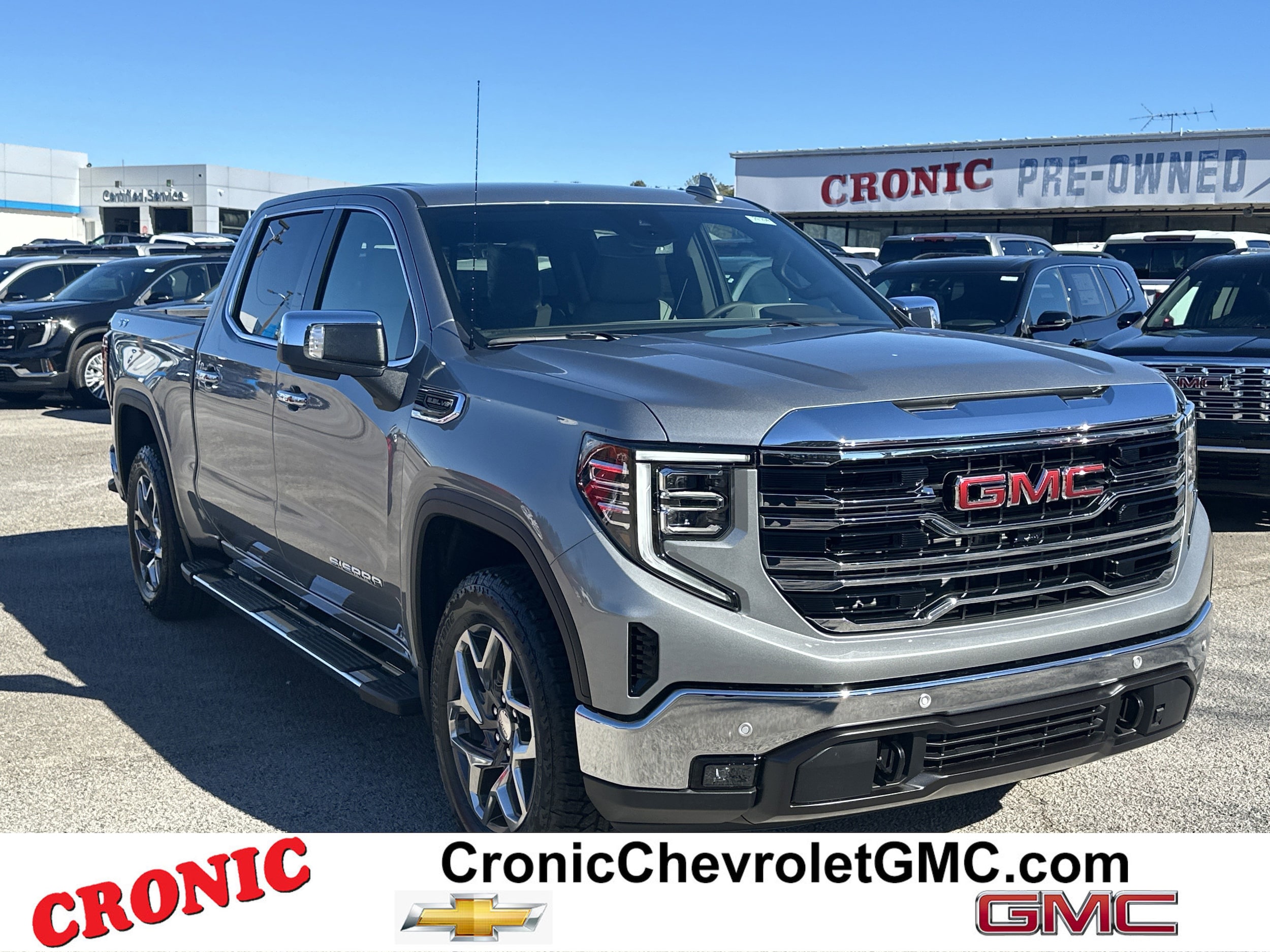 2026 GMC Sierra SLT's photo