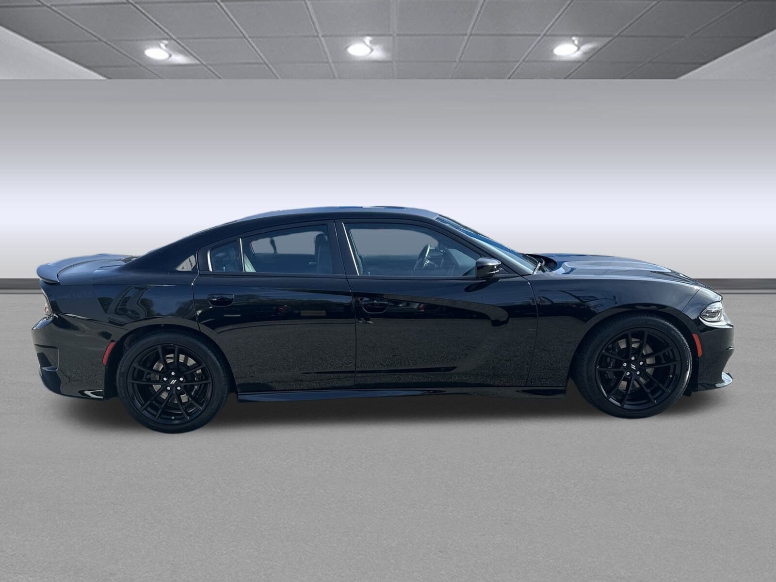 2023 Dodge Charger Scat Pack photo 2