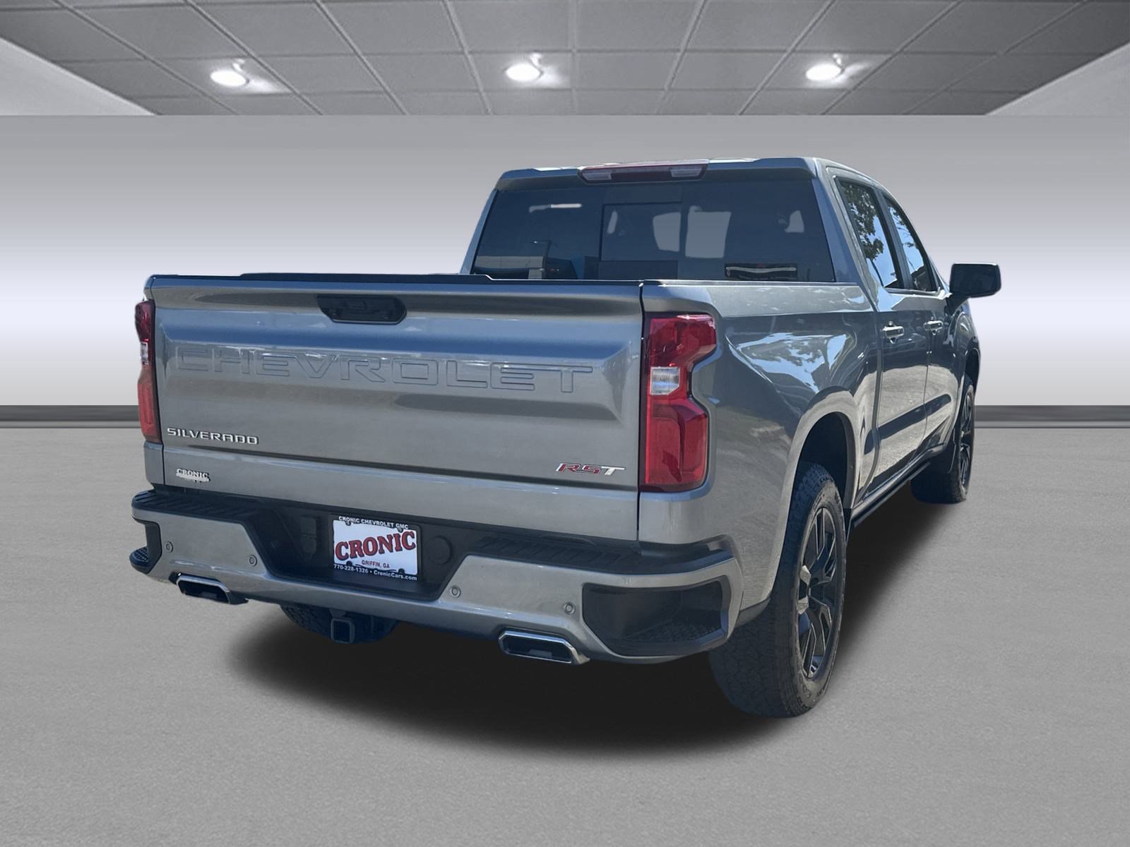 2024 Chevrolet Silverado 1500 RST photo 3