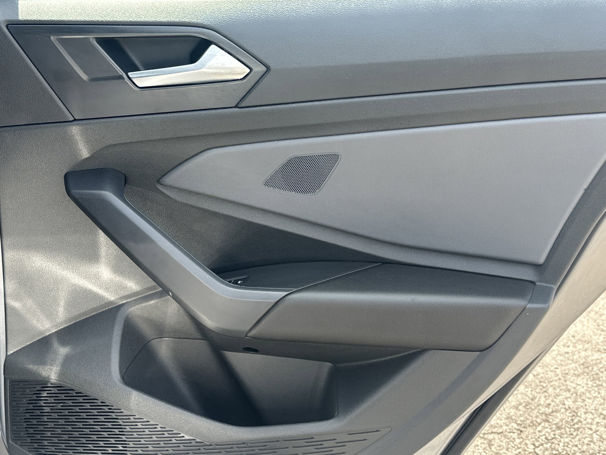 2025 Volkswagen Jetta SE - Photo 16