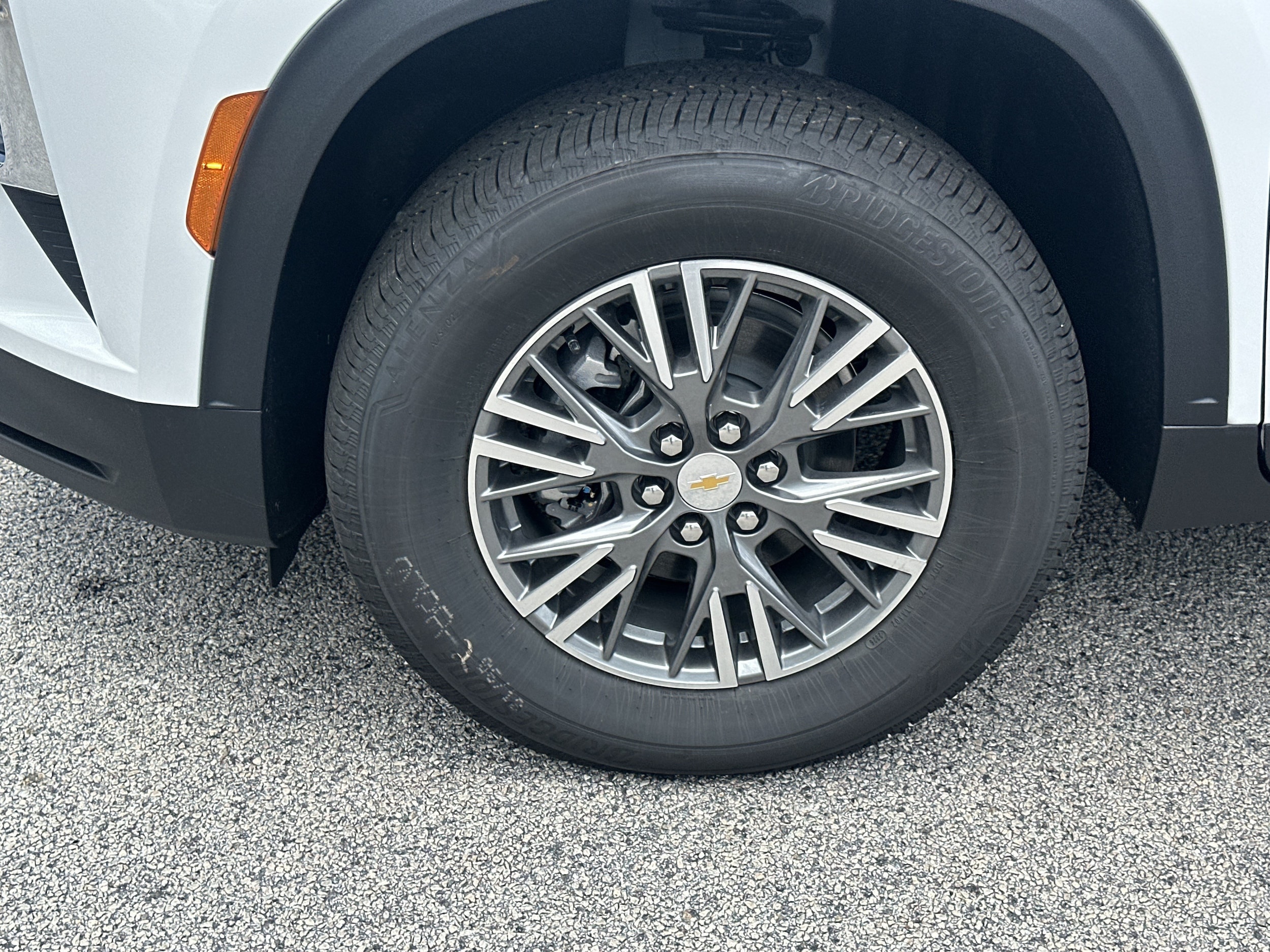 2026 Chevrolet Traverse LT - Photo 11