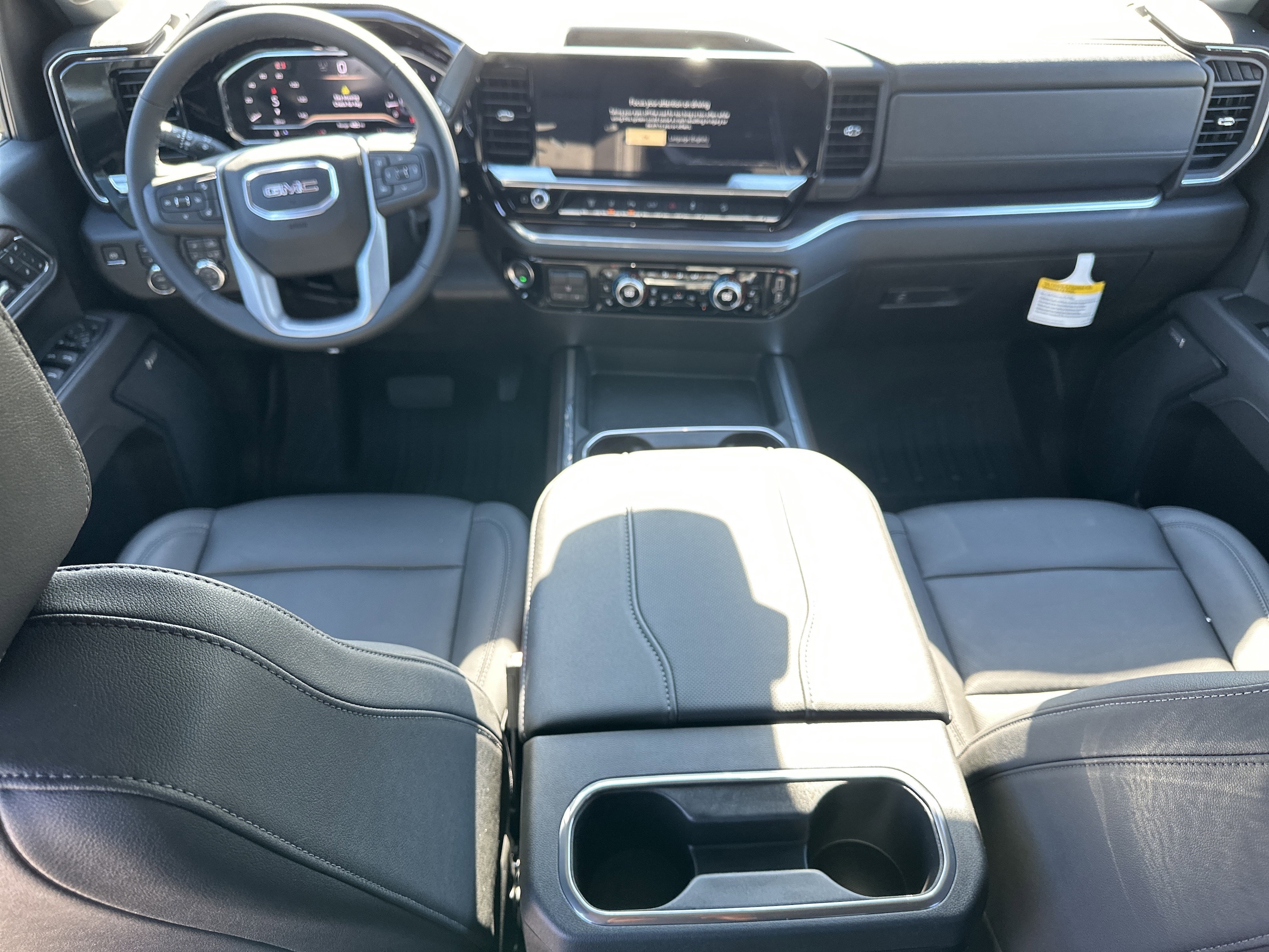 2025 GMC Sierra 2500HD SLT - Photo 22