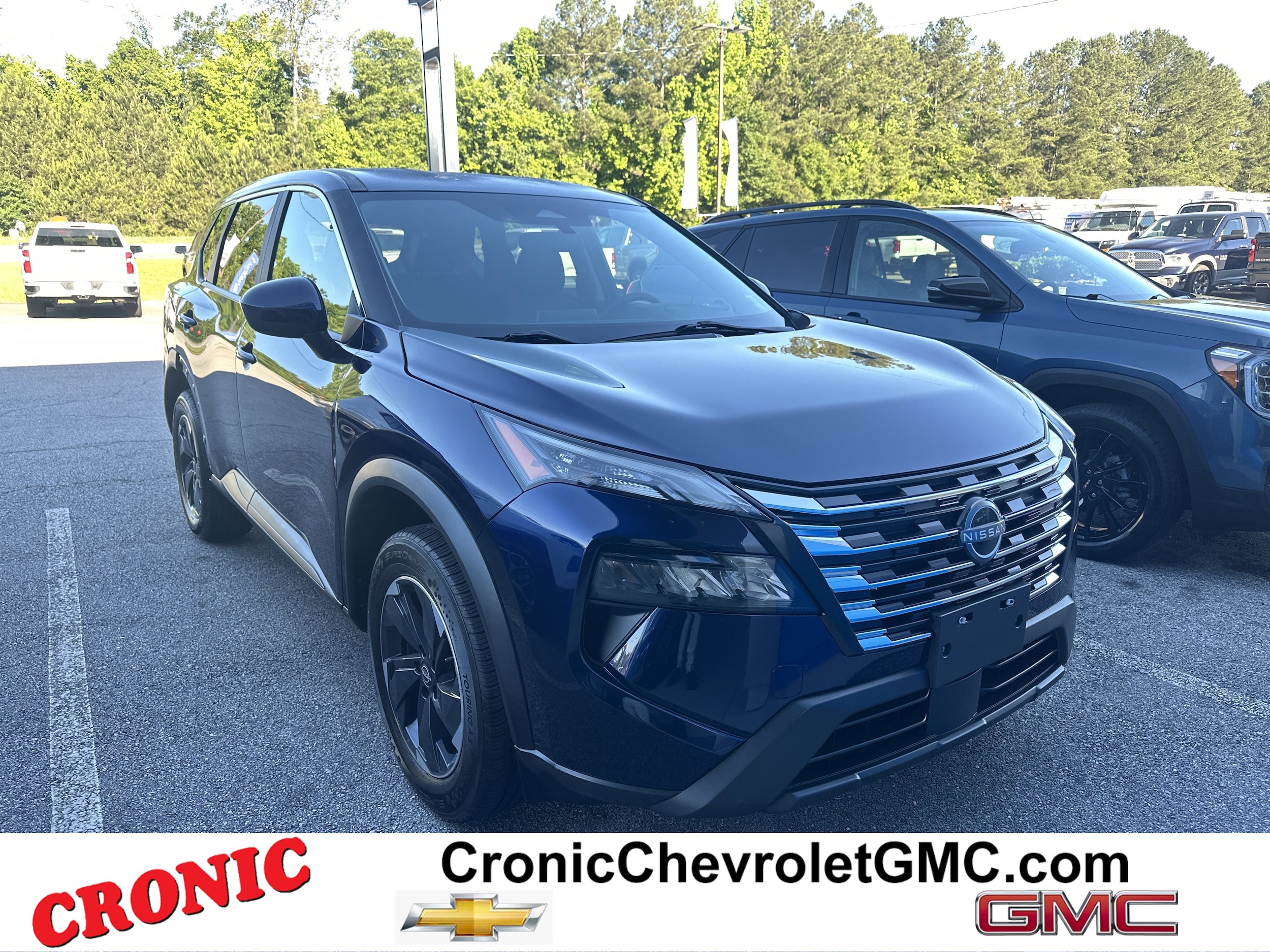 2024 Nissan Rogue SV AWD's photo