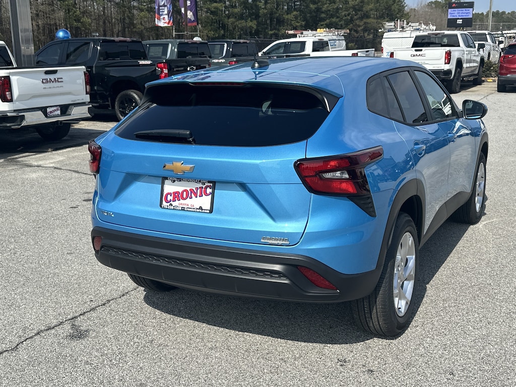 New 2026 Chevrolet Trax LS SUV
