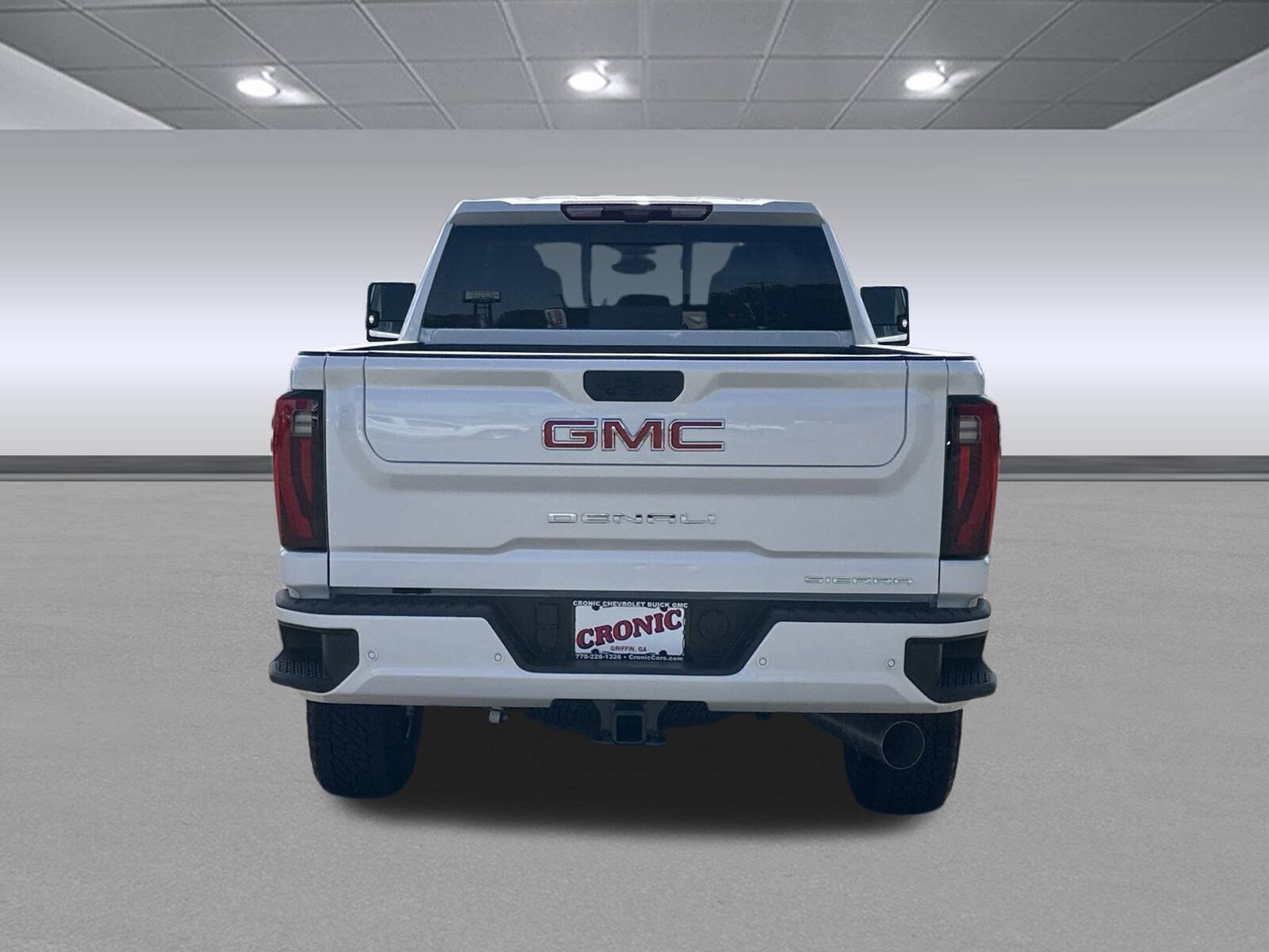 2025 Gmc Sierra 2500 HD Denali photo 3