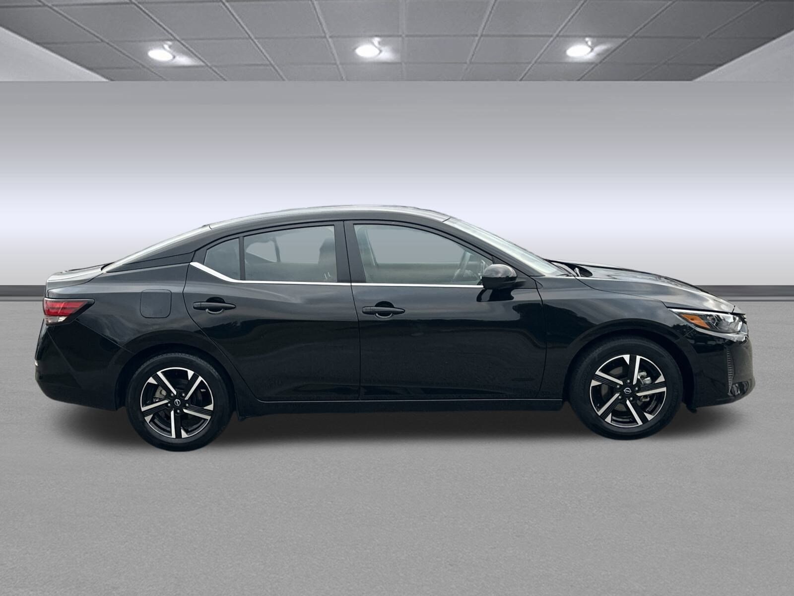 2025 Nissan Sentra SV photo 2