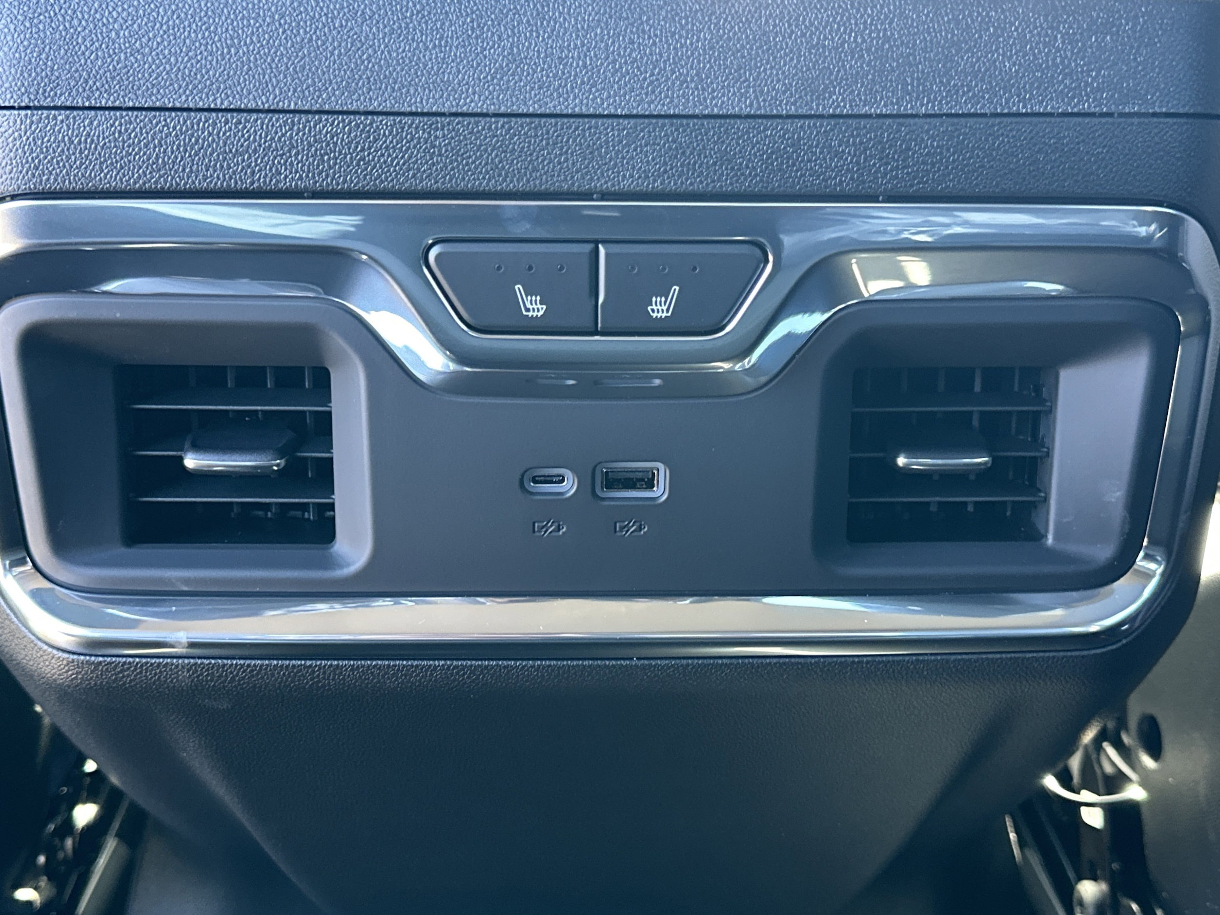 2025 GMC Sierra 2500HD SLT - Photo 24