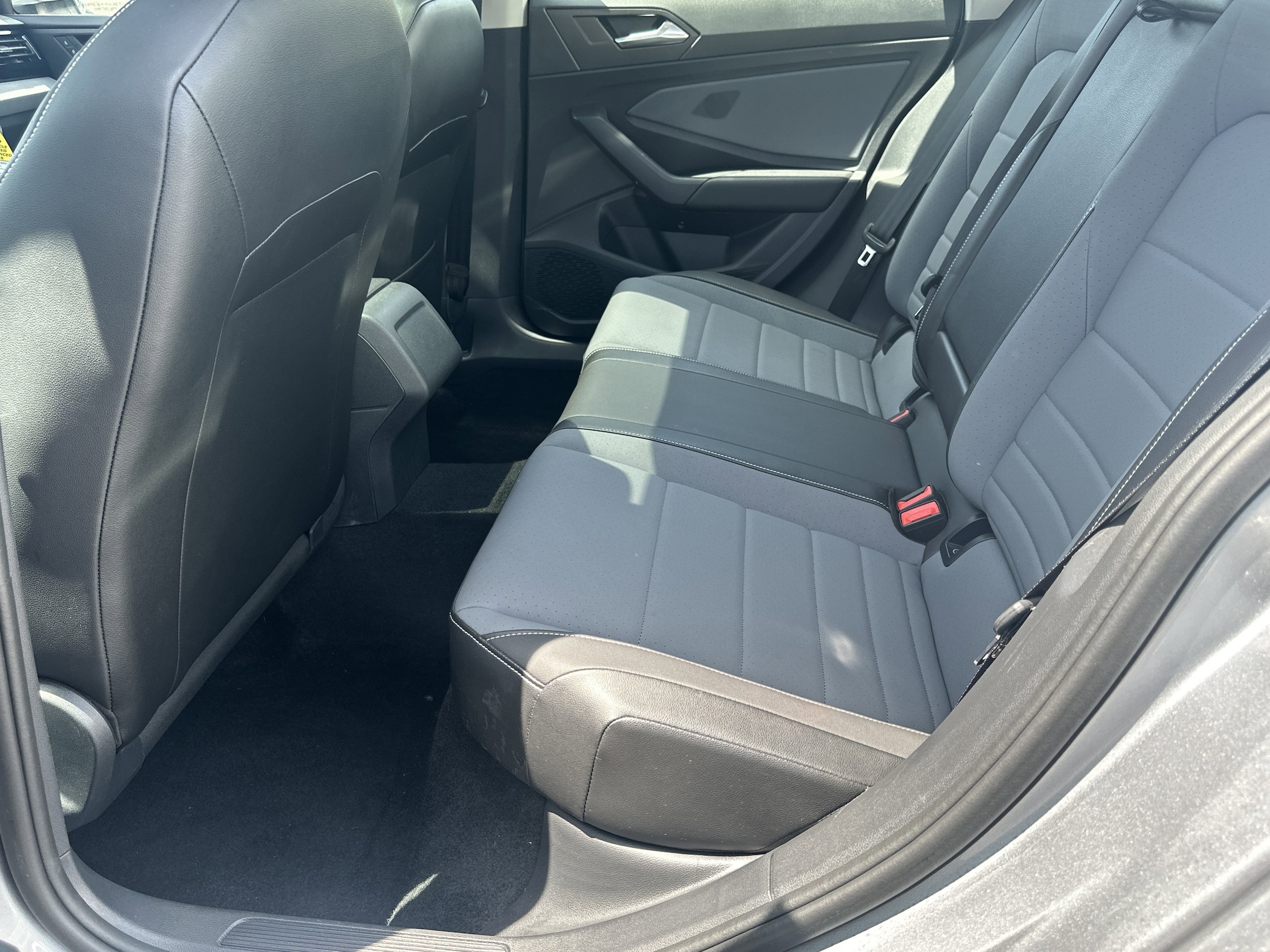 2025 Volkswagen Jetta SE - Photo 20