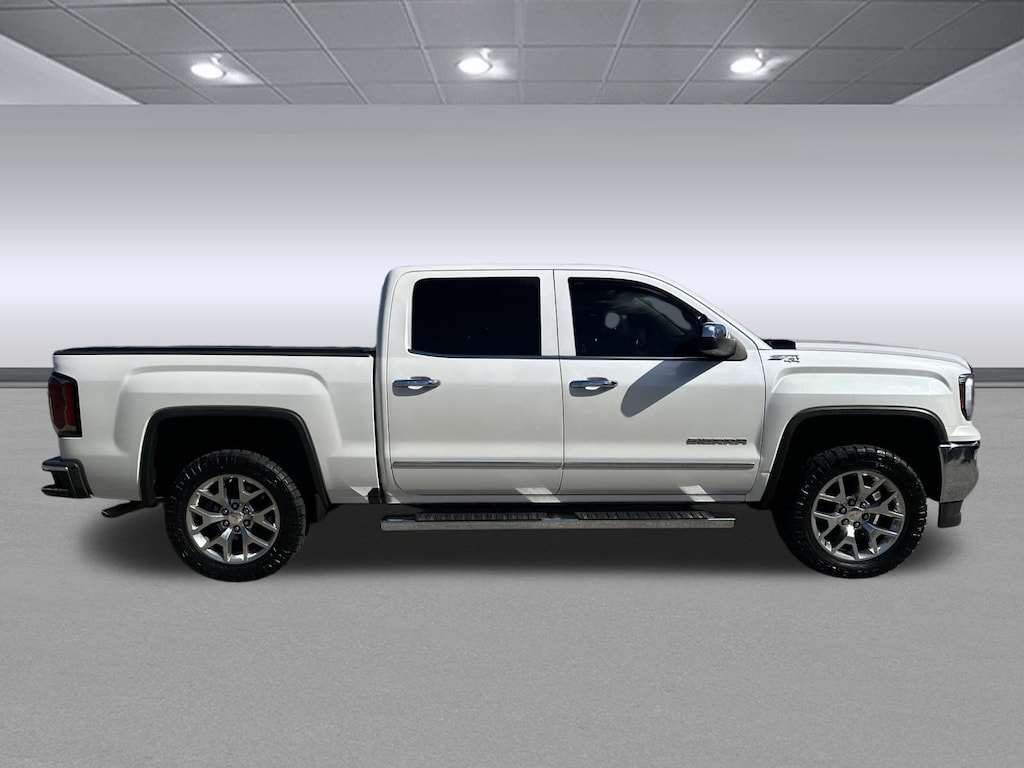 Used 2018 GMC Sierra 1500 SLT Truck