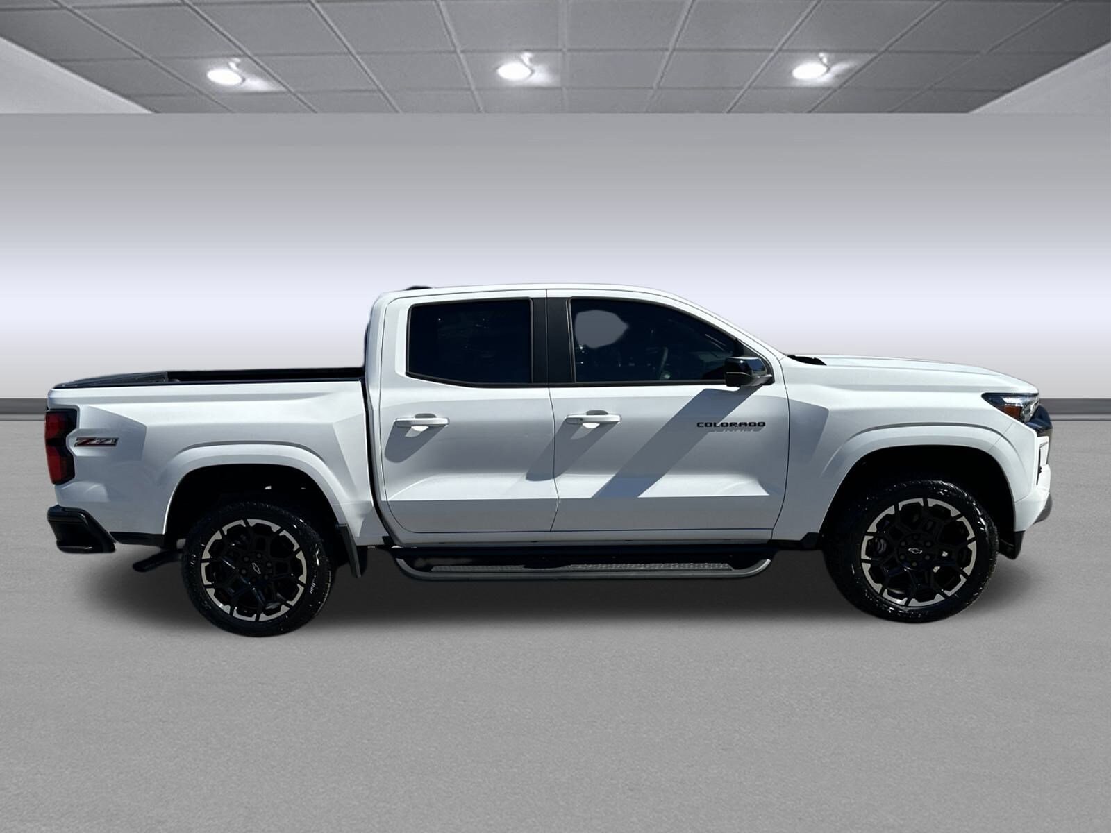 2026 Chevrolet Colorado Z71 photo 2