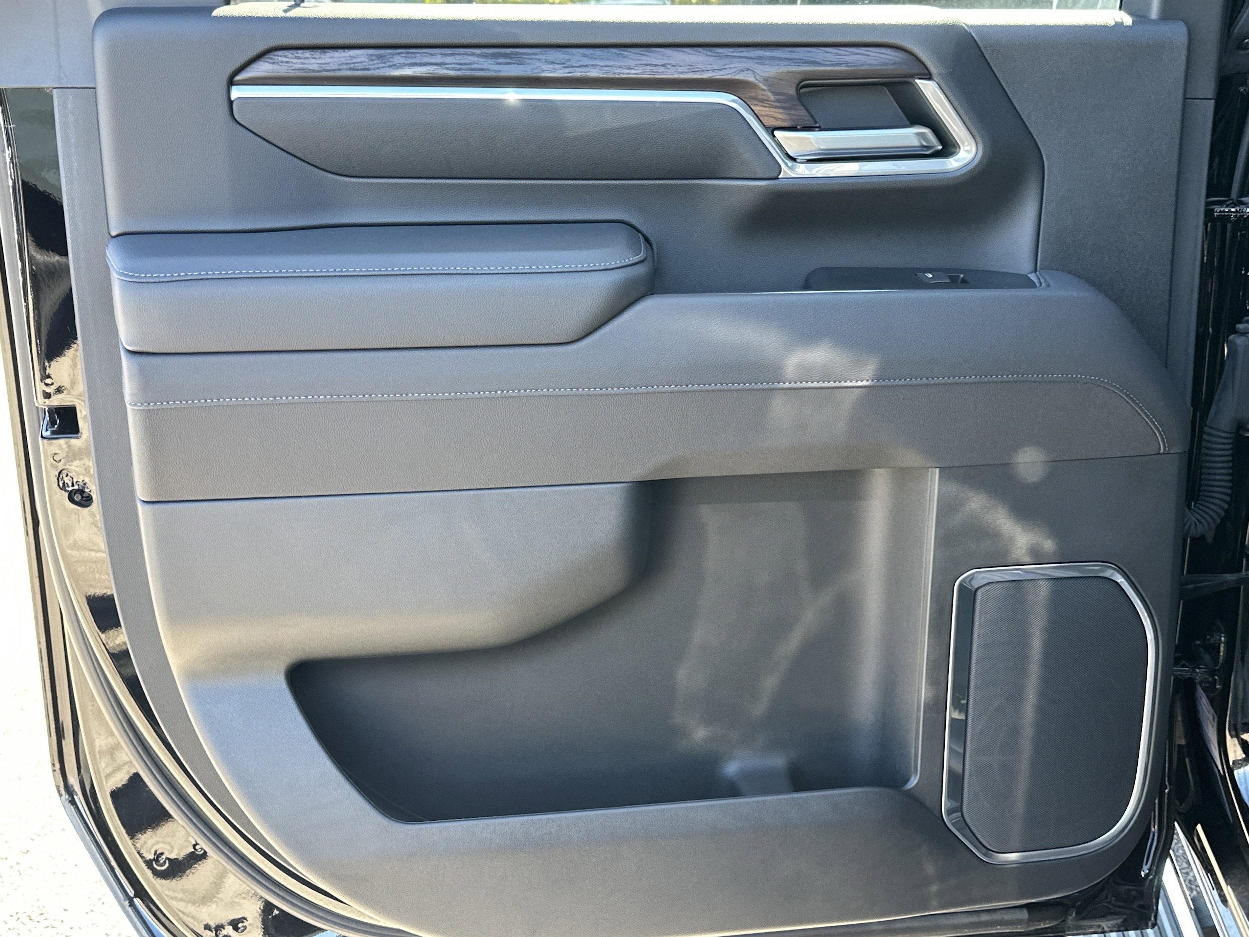 2025 GMC Sierra 2500HD SLT - Photo 21