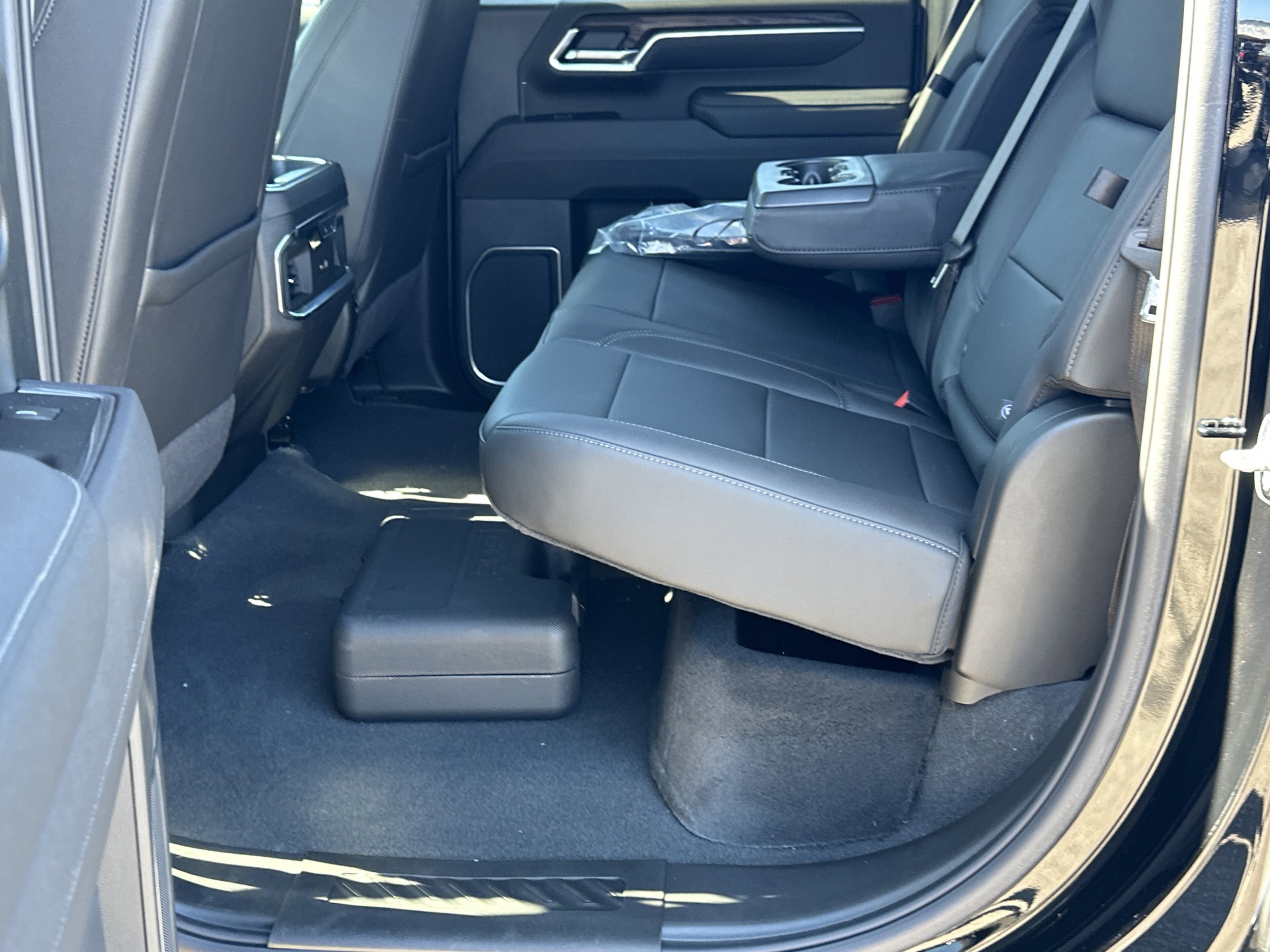 2025 GMC Sierra 2500HD SLT - Photo 20