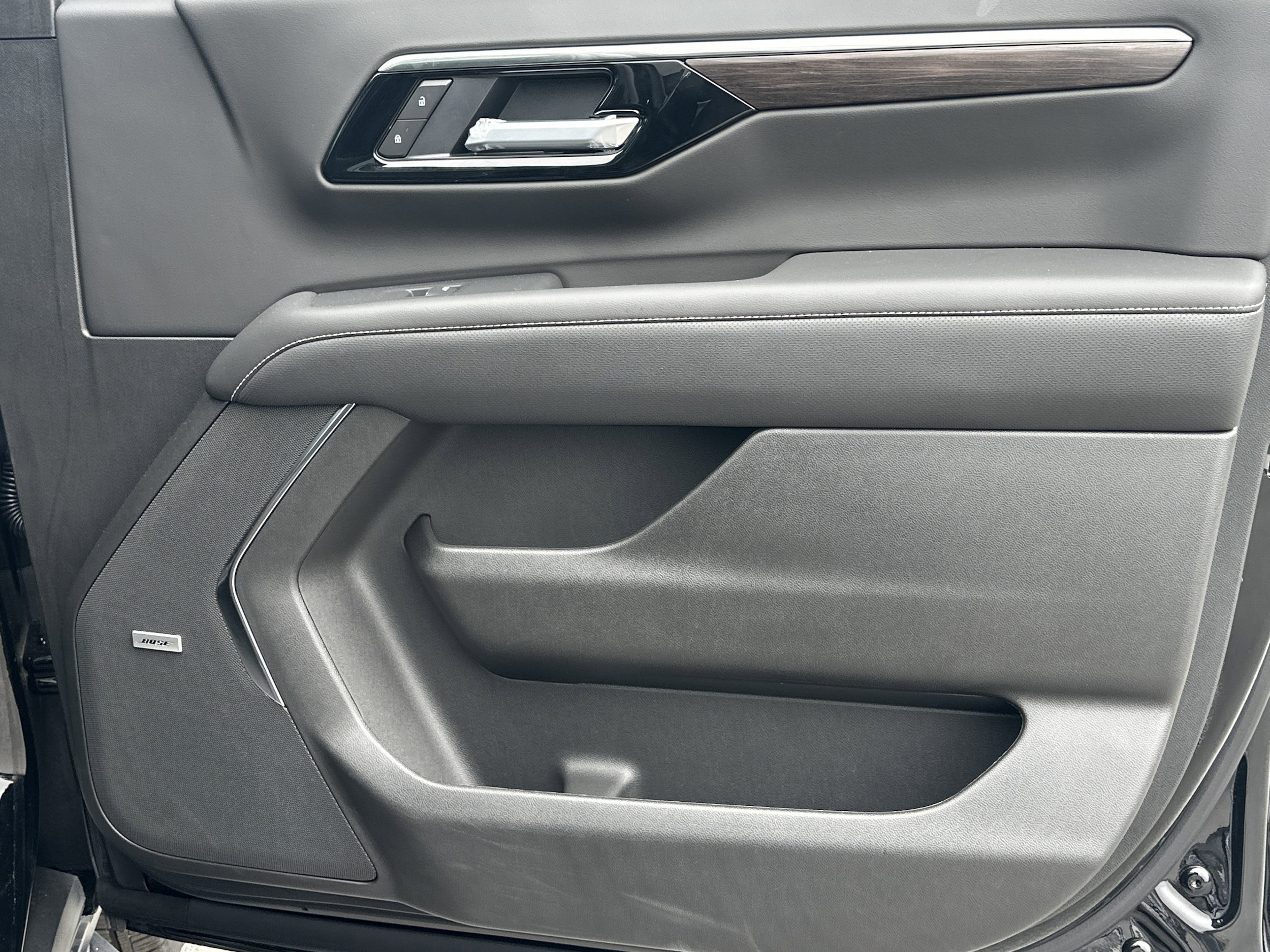 2026 Chevrolet Tahoe Premier - Photo 14
