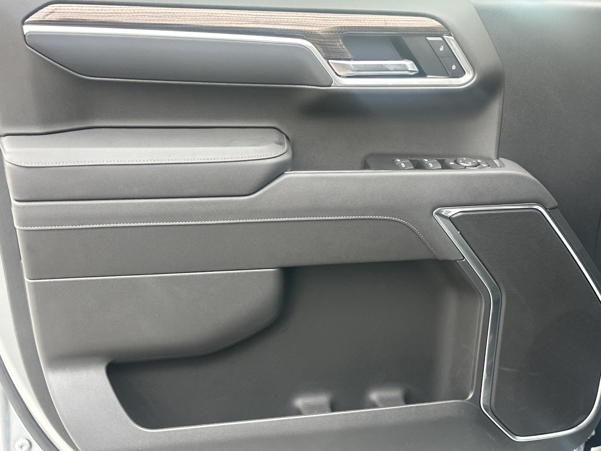 2026 Chevrolet Silverado 1500 RST - Photo 10