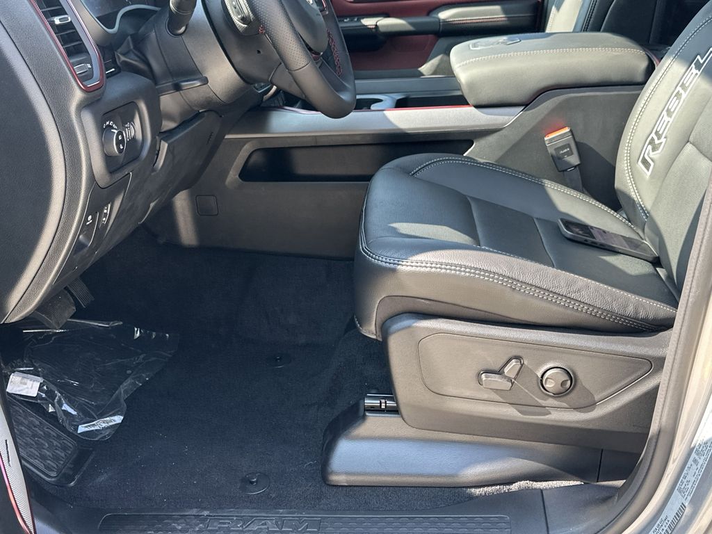 2026 RAM 1500 Rebel - Photo 9