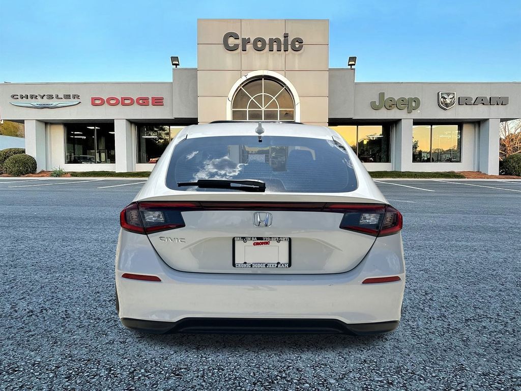 2024 Honda Civic EX-L Hatchback photo 4