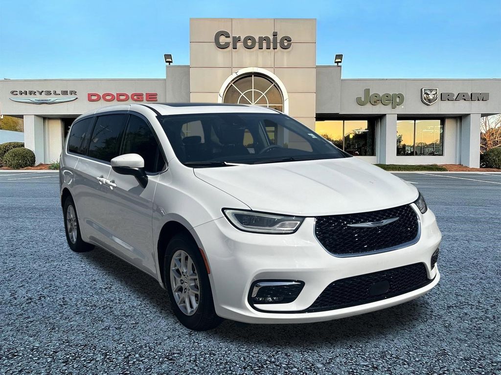2023 Chrysler Pacifica Touring L