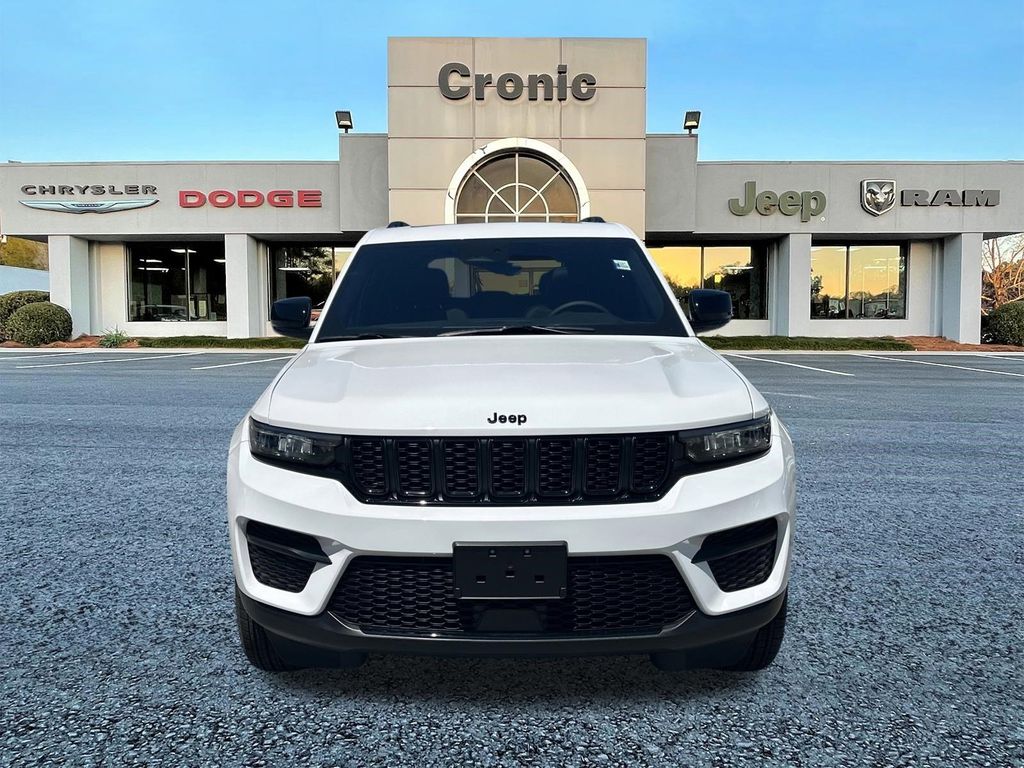 2025 Jeep Grand Cherokee Altitude - Photo 8