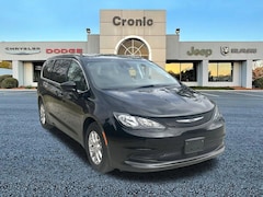 2023 Chrysler Voyager