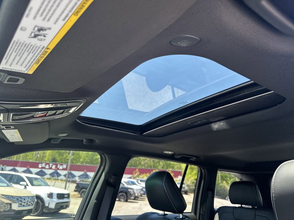 2025 Jeep Grand Cherokee Altitude - Photo 31