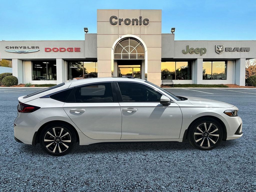 2024 Honda Civic EX-L Hatchback photo 2