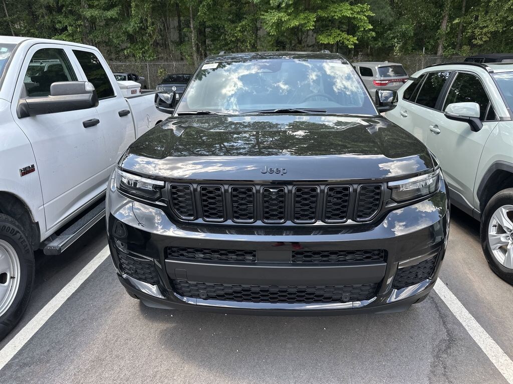 New 2025 Jeep Grand Cherokee L Limited Sport Utility