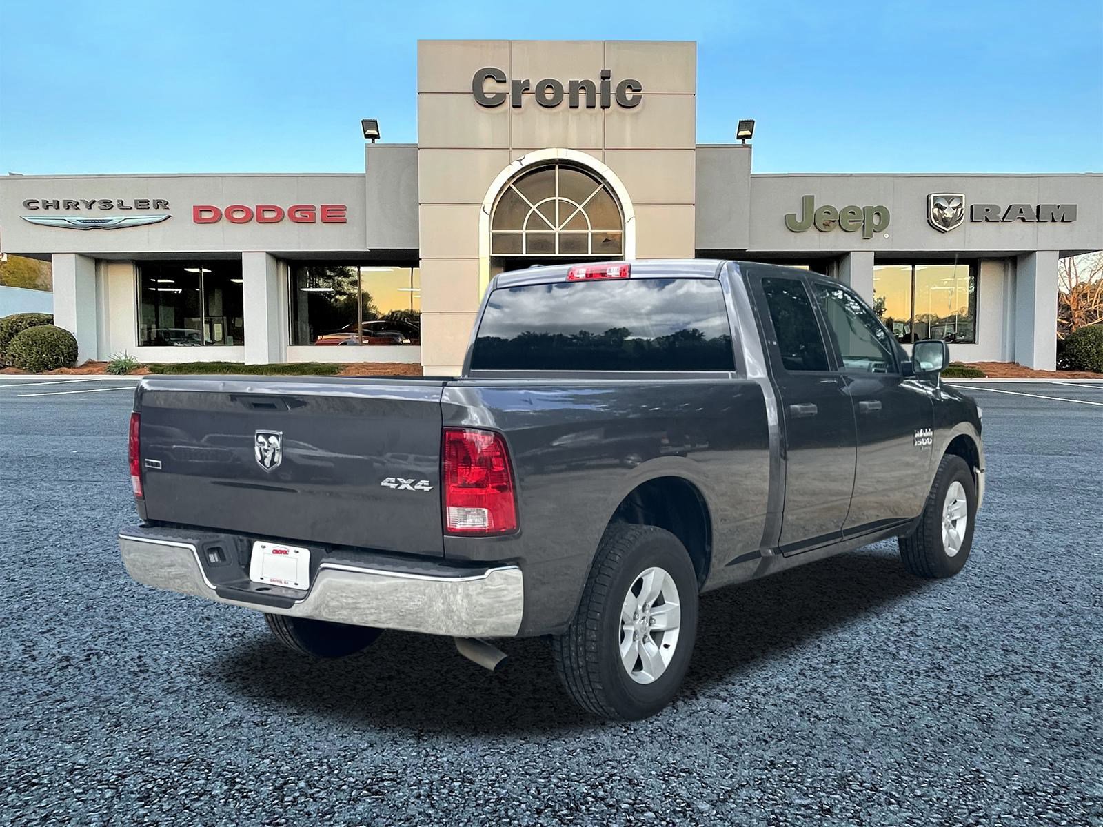 2024 Ram 1500 Classic SLT photo 3