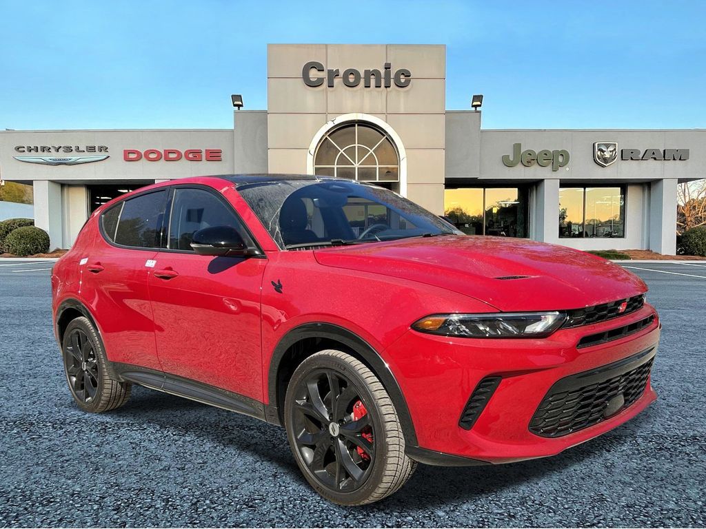 2024 Dodge Hornet R/T Plus's photo