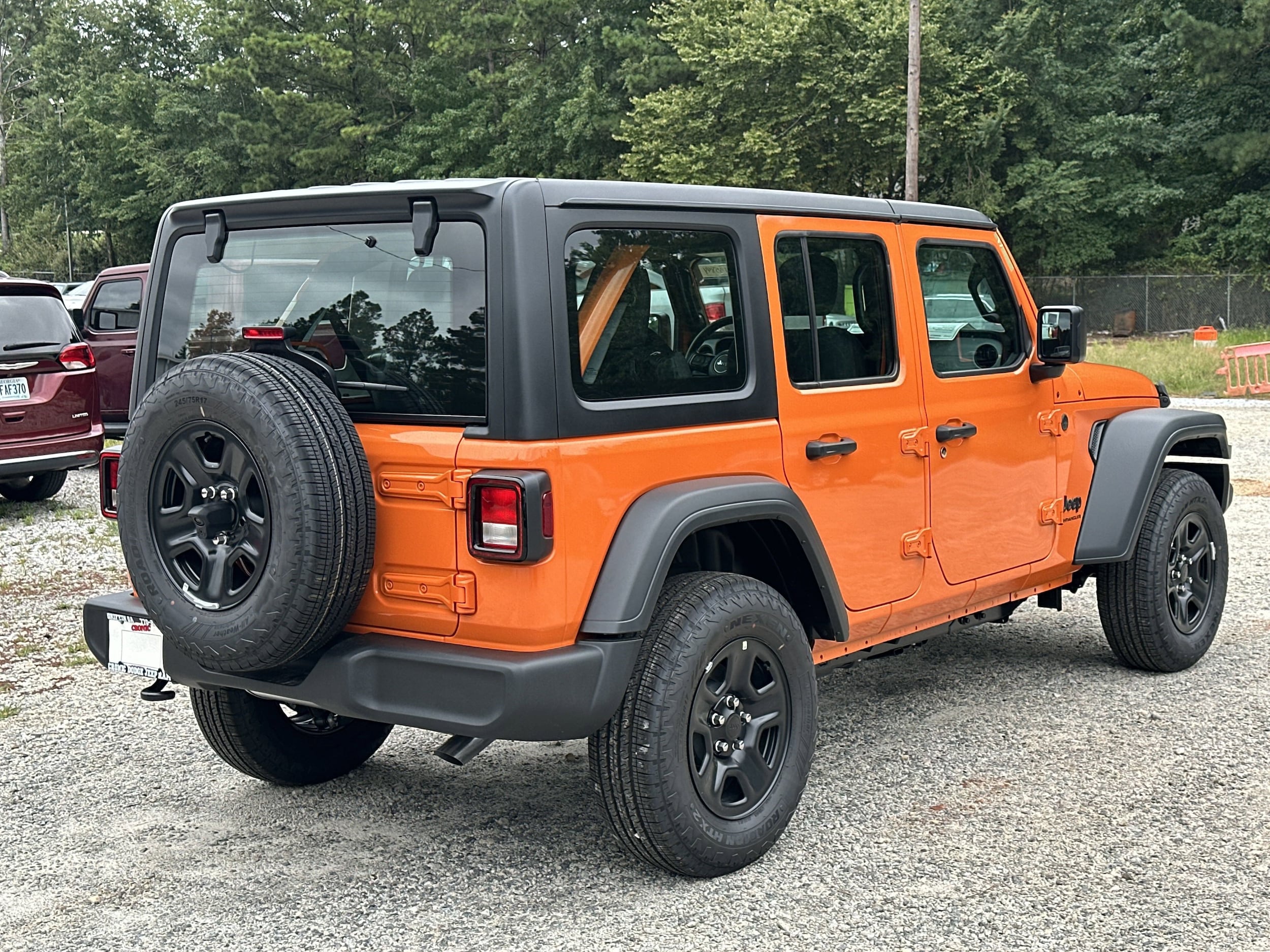 2025 Jeep Wrangler Sport photo 3