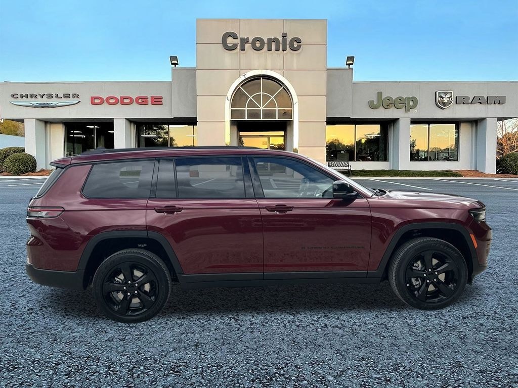 New 2025 Jeep Grand Cherokee L Altitude Sport Utility