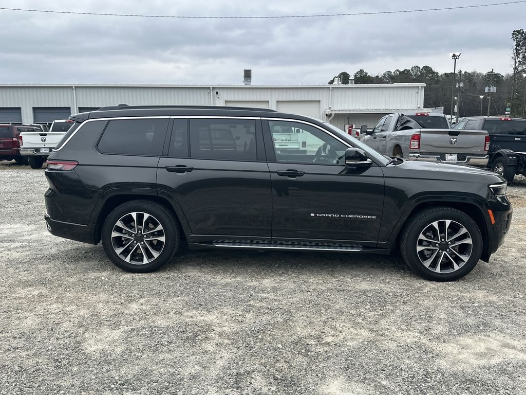 Used 2024 Jeep Grand Cherokee L Overland Sport Utility
