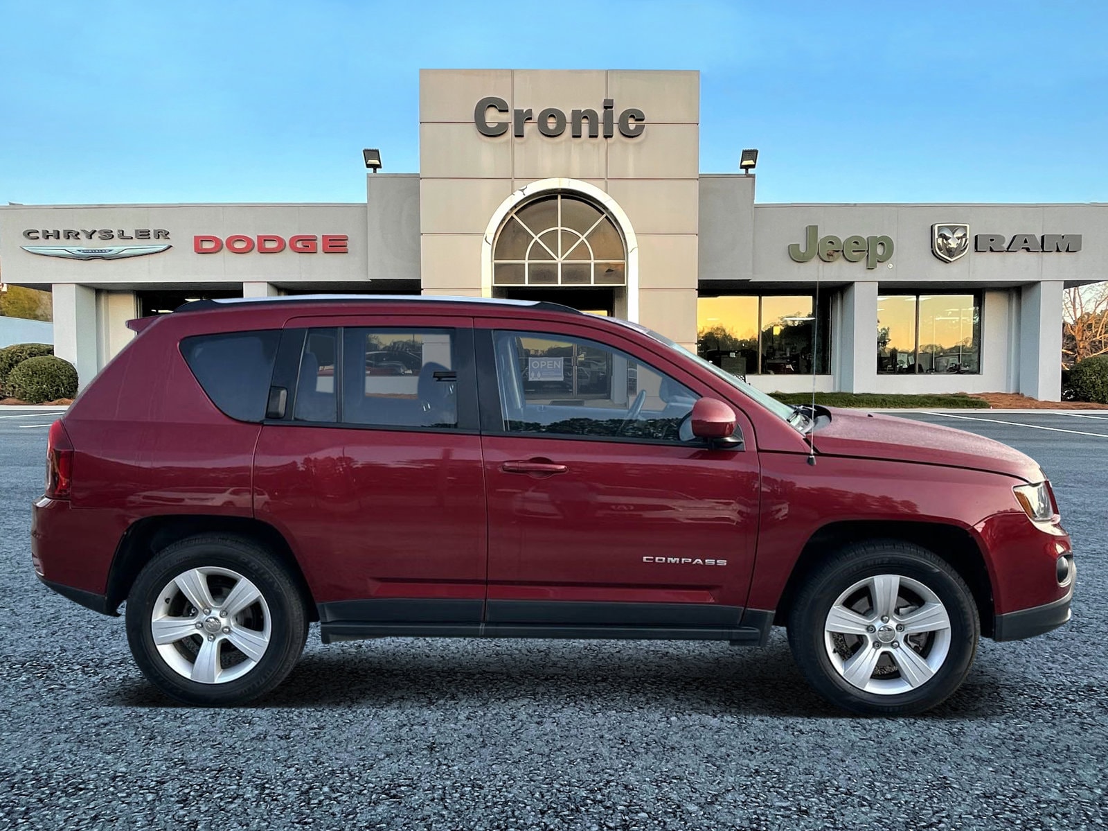 Used 2017 Jeep Compass Latitude with VIN 1C4NJDEB6HD144614 for sale in Griffin, GA