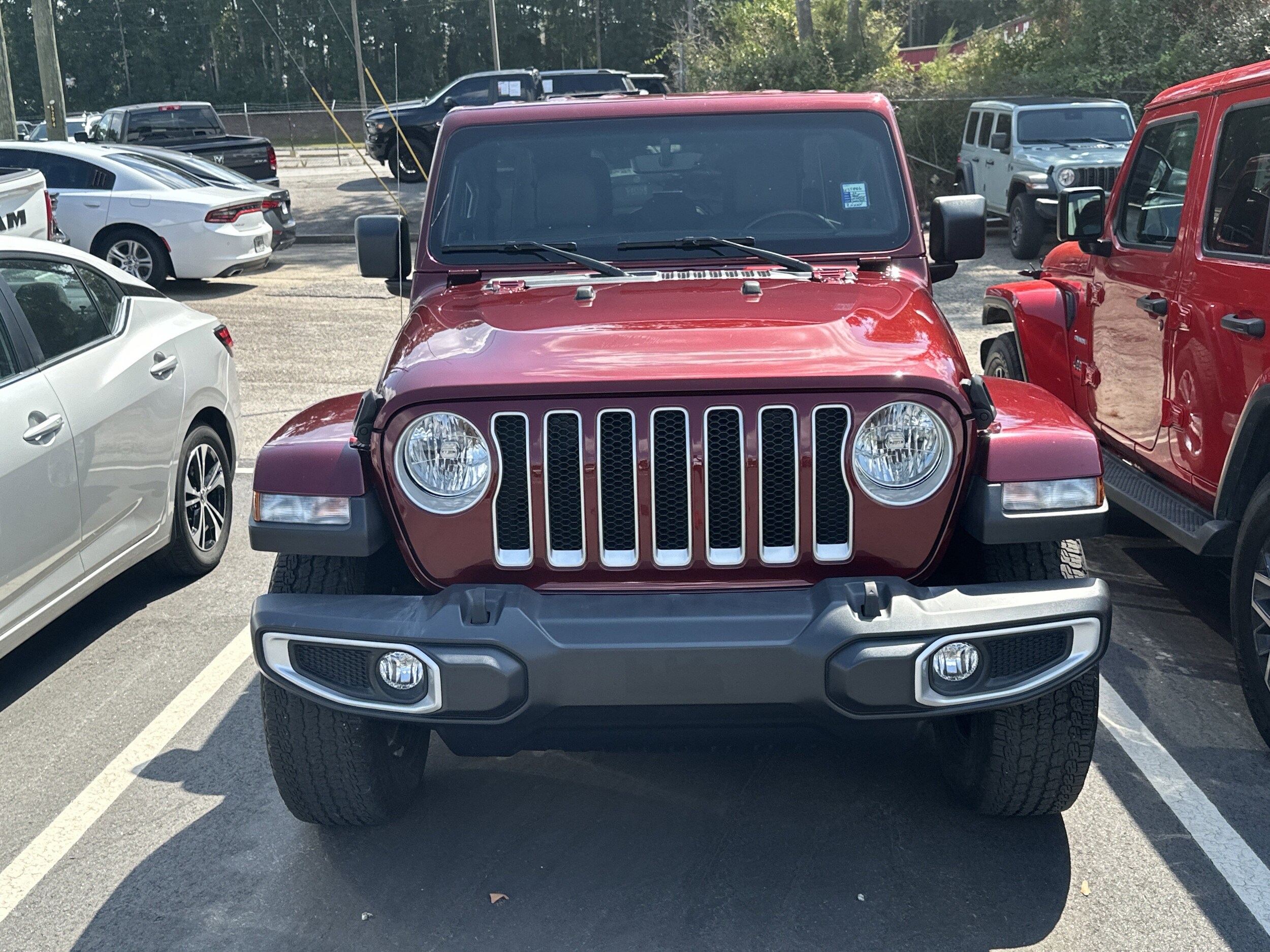 2022 Jeep Wrangler Unlimited Sahara photo 2